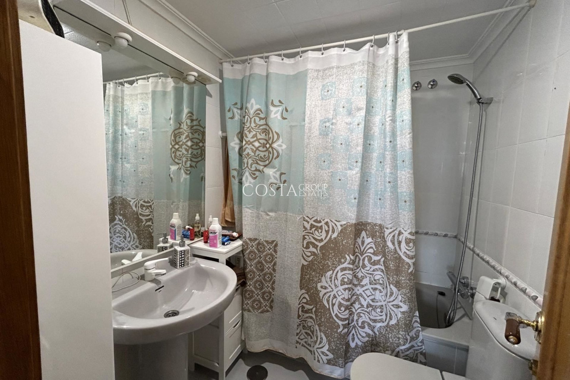 Wiederverkauf - Apartments -
Alicante City - Alicante City Centro