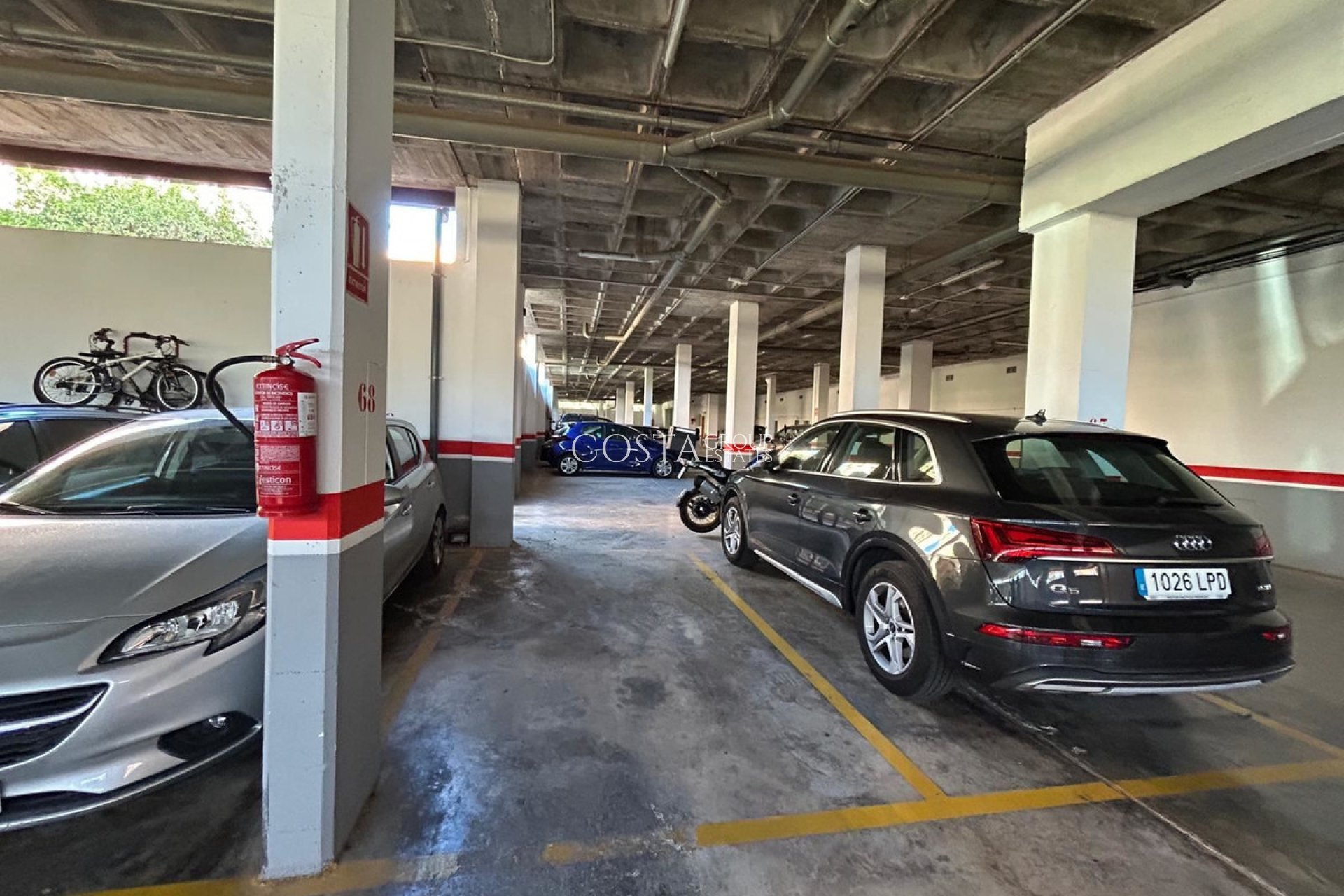 Wiederverkauf - Apartments -
Alicante City - Alicante City Centro