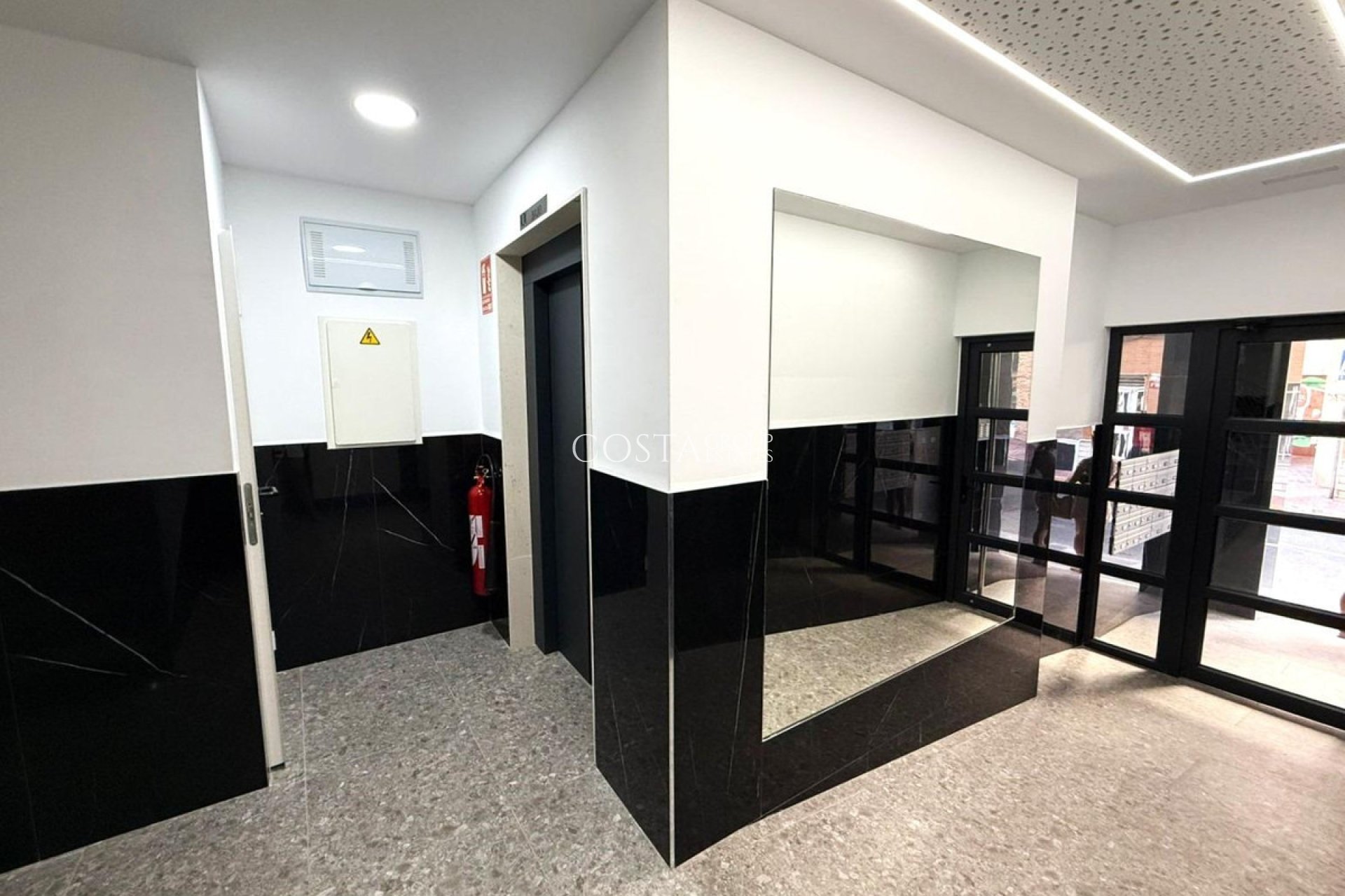 Wiederverkauf - Apartments -
Alicante City - Parque de las Naciones