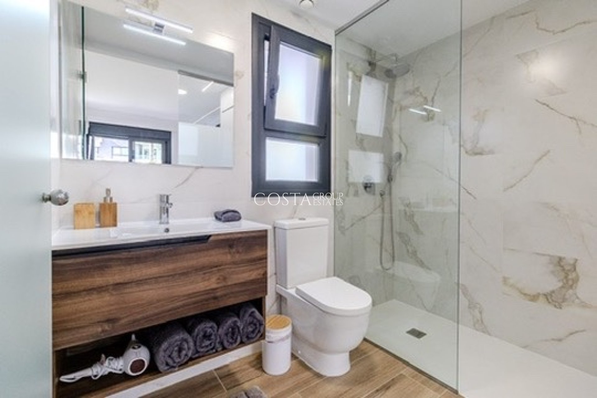 Wiederverkauf - Apartments -
 - Las Filipinas