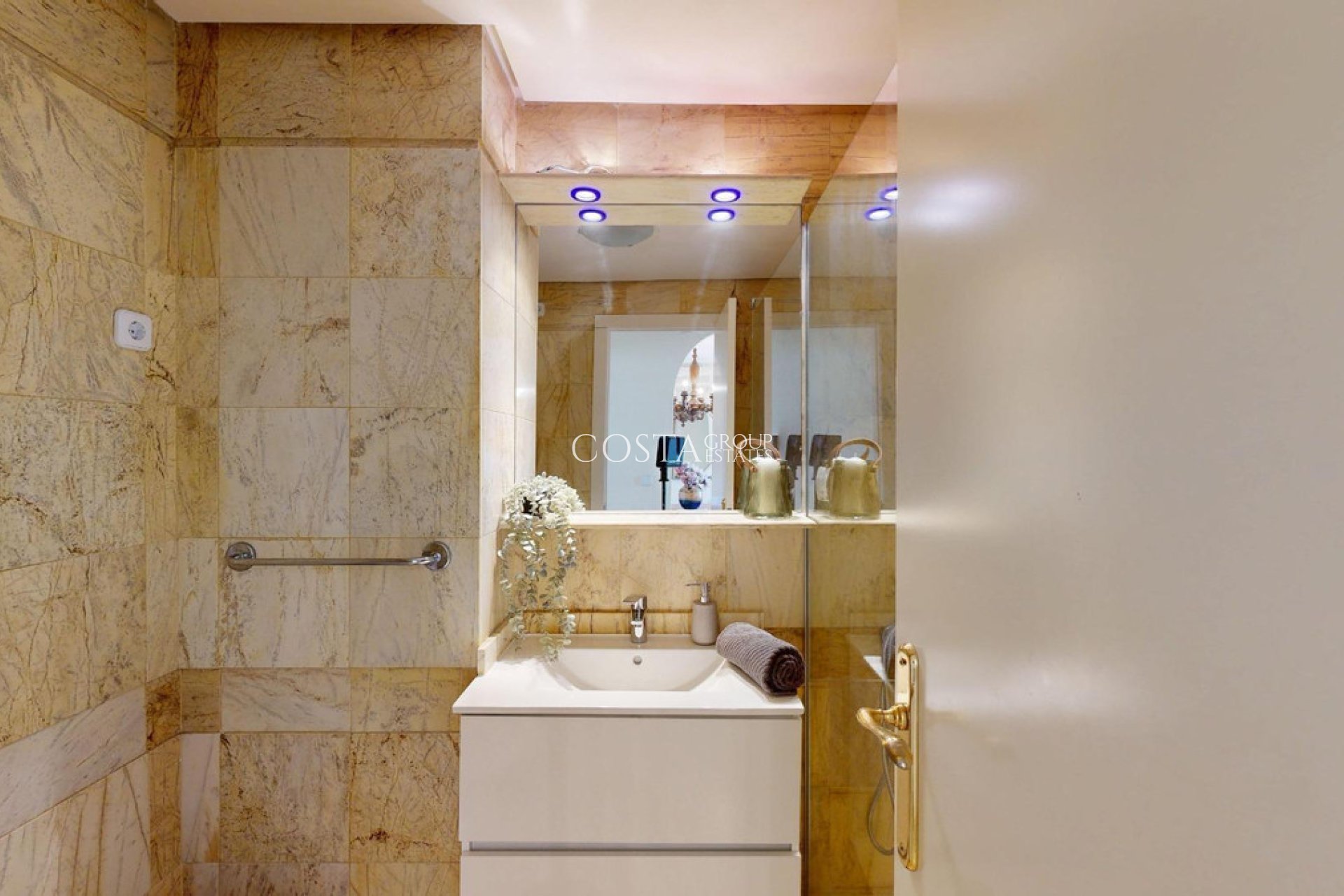 Wiederverkauf - Apartments -
Orihuela - Campoamor