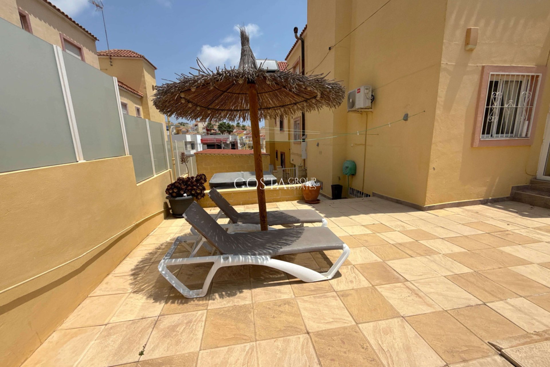 Wiederverkauf - Apartments -
Orihuela Costa - El Galan