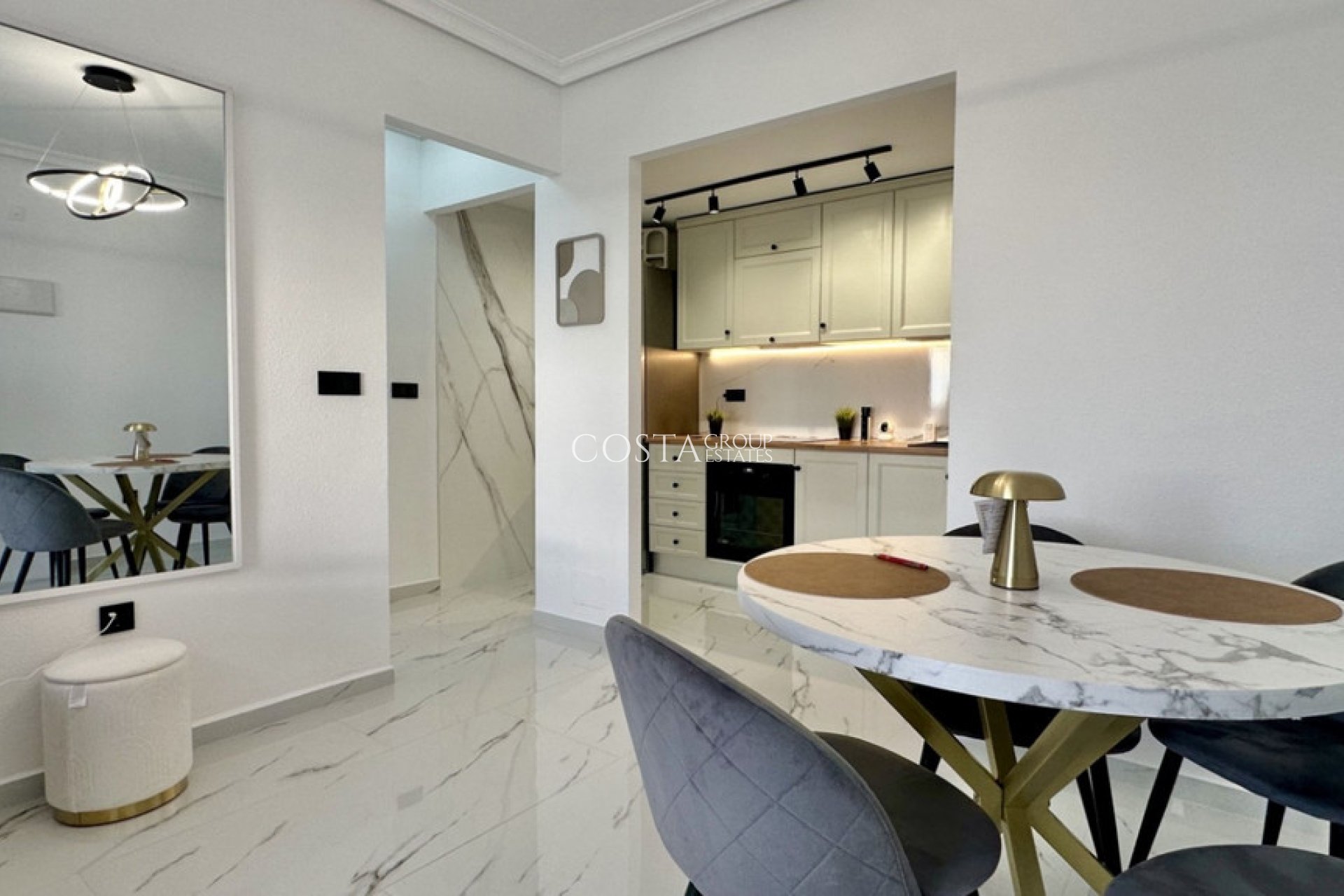 Wiederverkauf - Apartments -
Orihuela Costa - Playa Flamenca