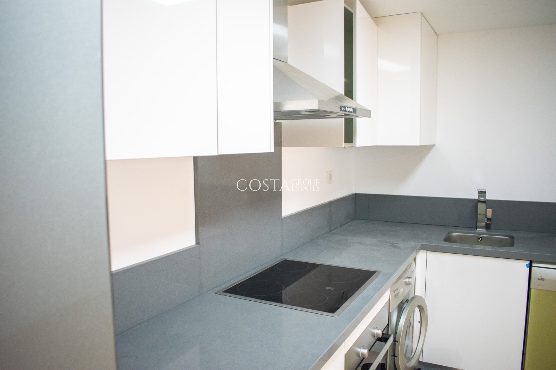 Wiederverkauf - Apartments -
Orihuela Costa - Punta Prima