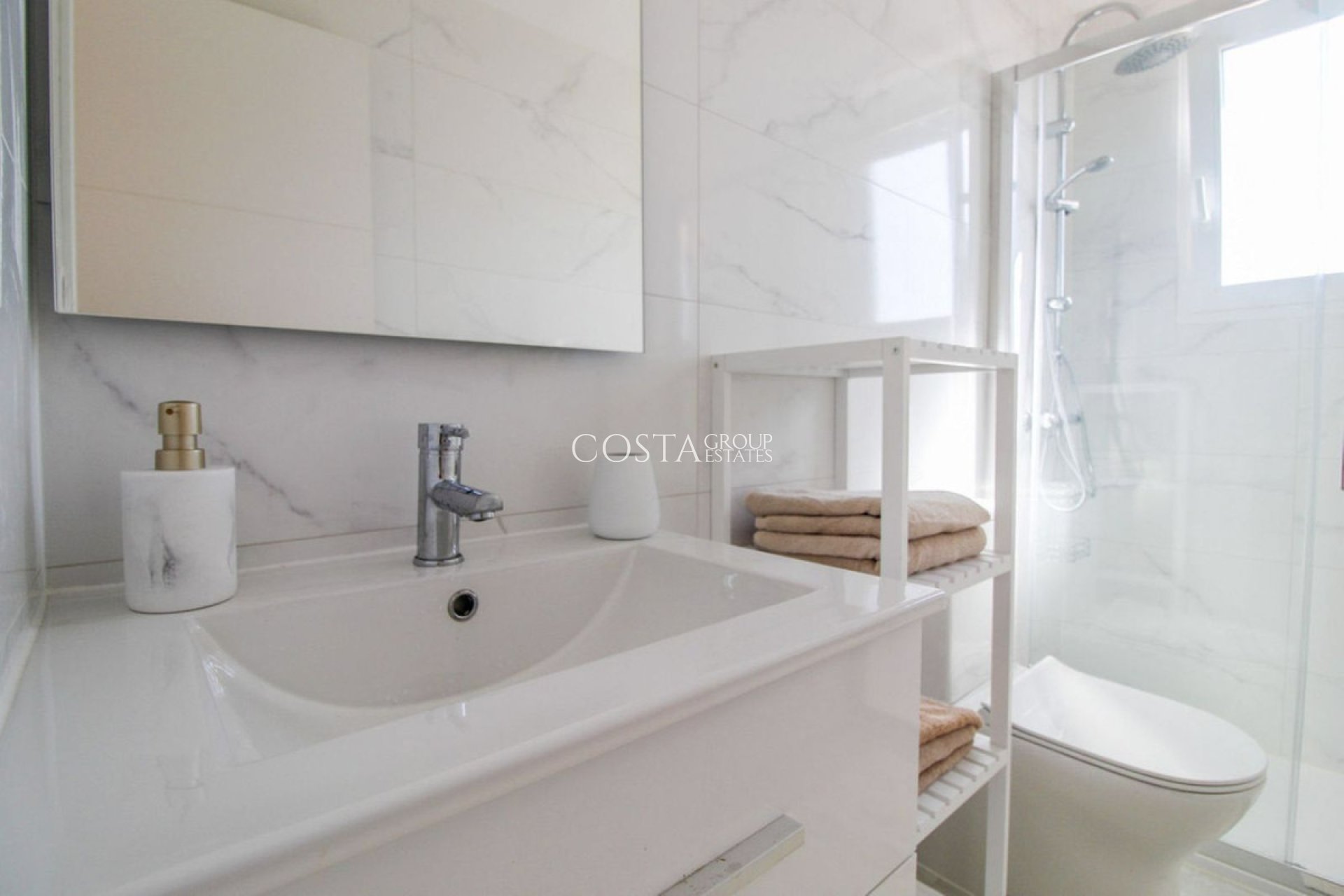 Wiederverkauf - Apartments -
Orihuela Costa - Punta Prima