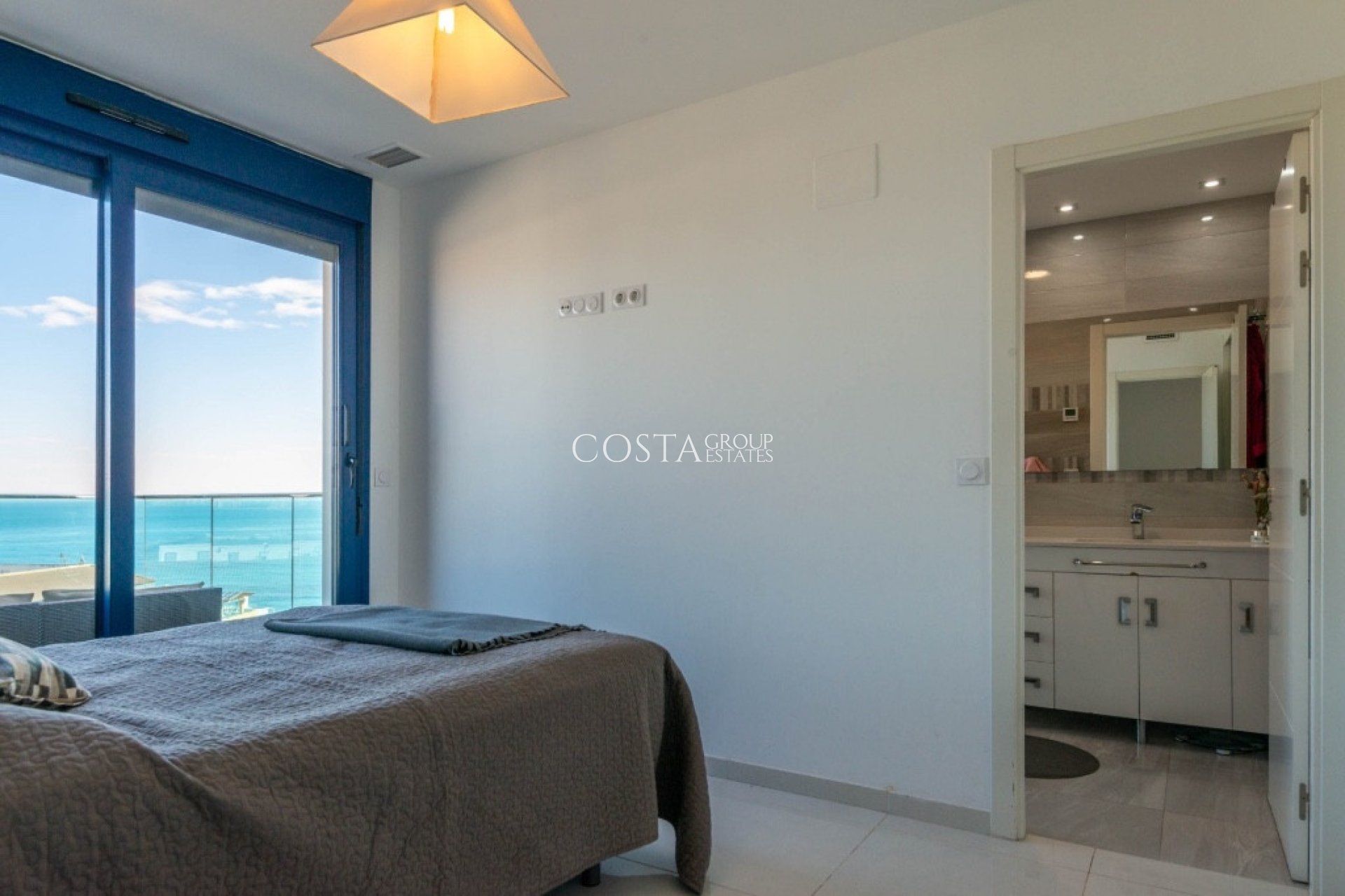 Wiederverkauf - Apartments -
Orihuela Costa - Punta Prima