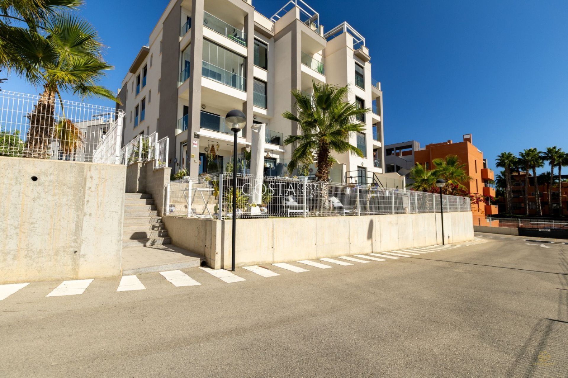 Wiederverkauf - Apartments -
Orihuela Costa - Villamartín