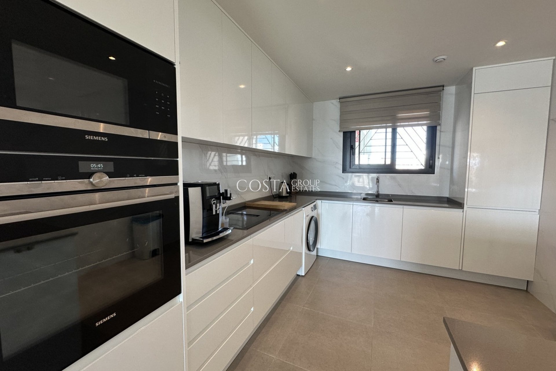 Wiederverkauf - Apartments -
Orihuela Costa - Villamartin