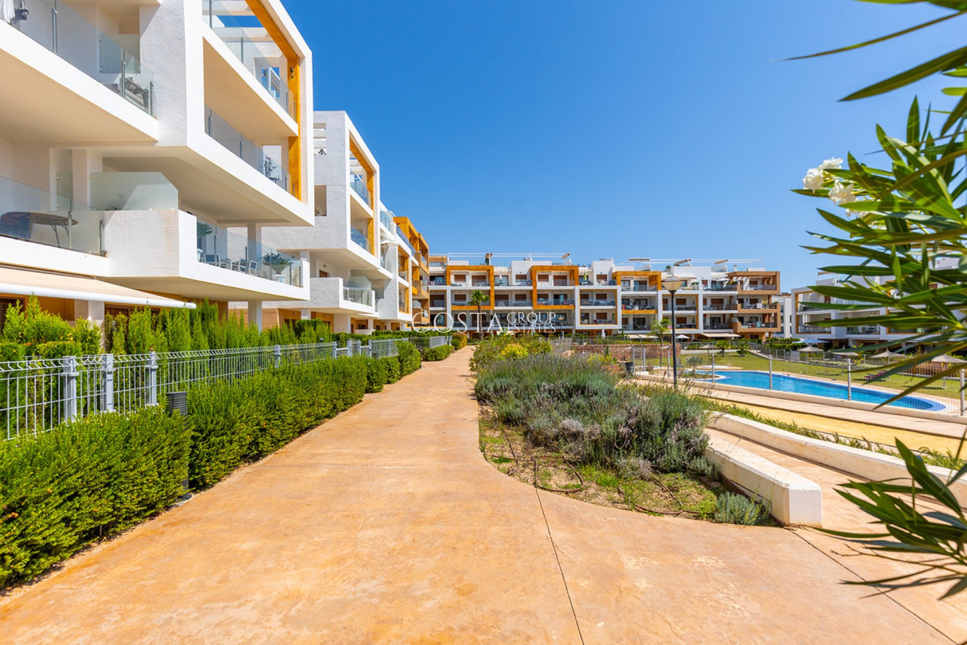 Wiederverkauf - Apartments -
Orihuela Costa - Villamartin