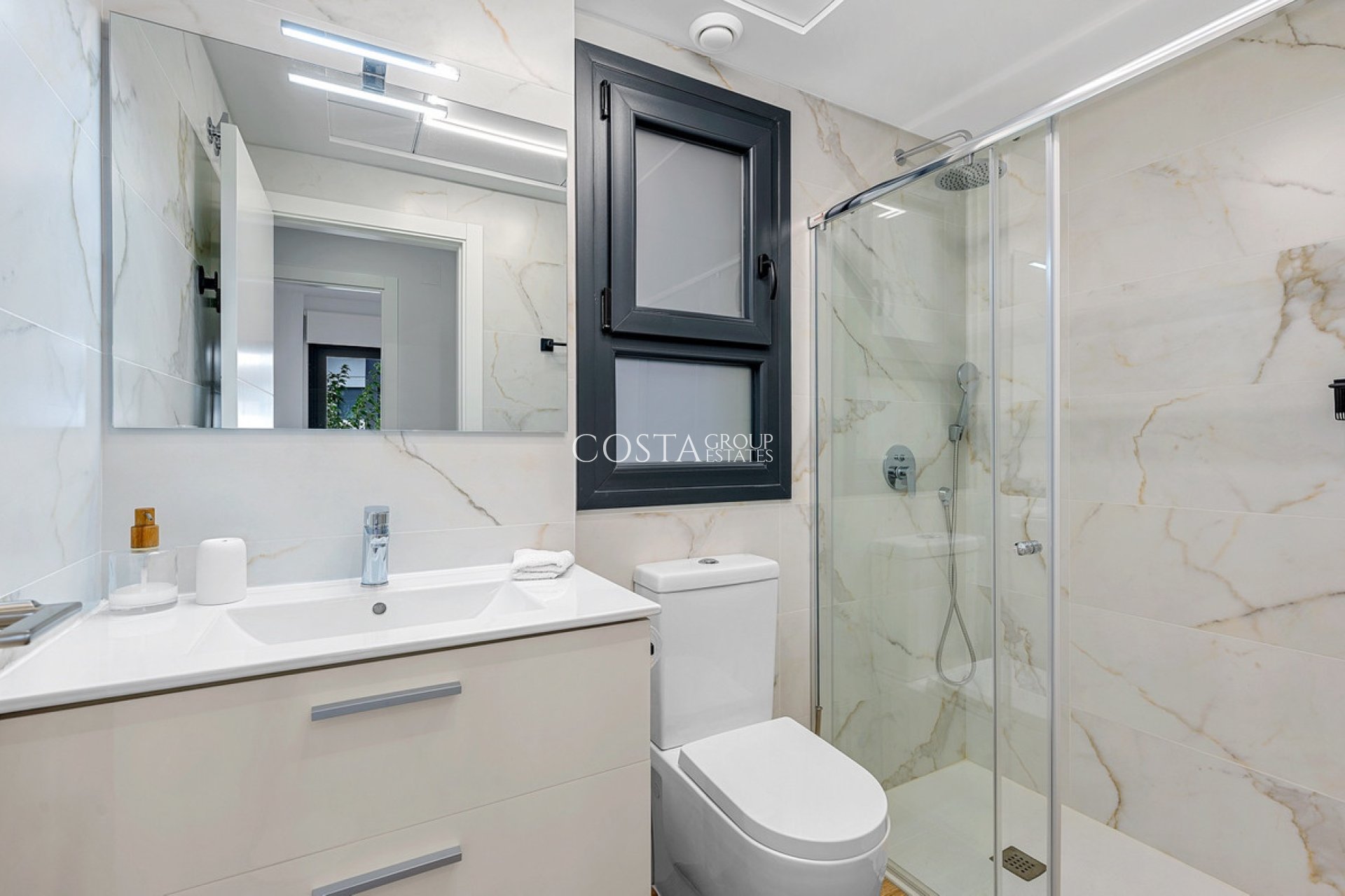 Wiederverkauf - Apartments -
Orihuela Costa - Villamartin