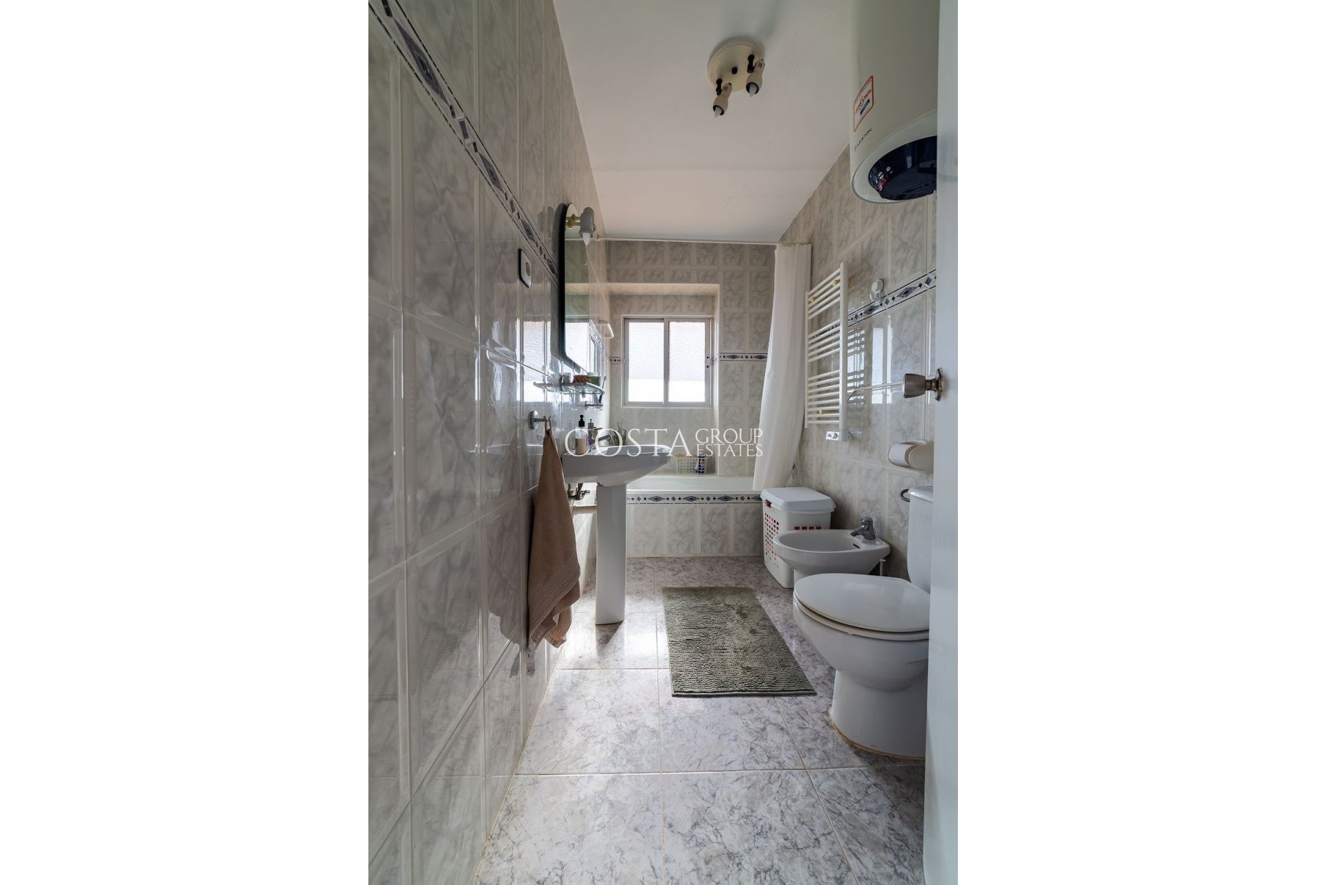 Wiederverkauf - Apartments -
Orihuela - Punta Prima