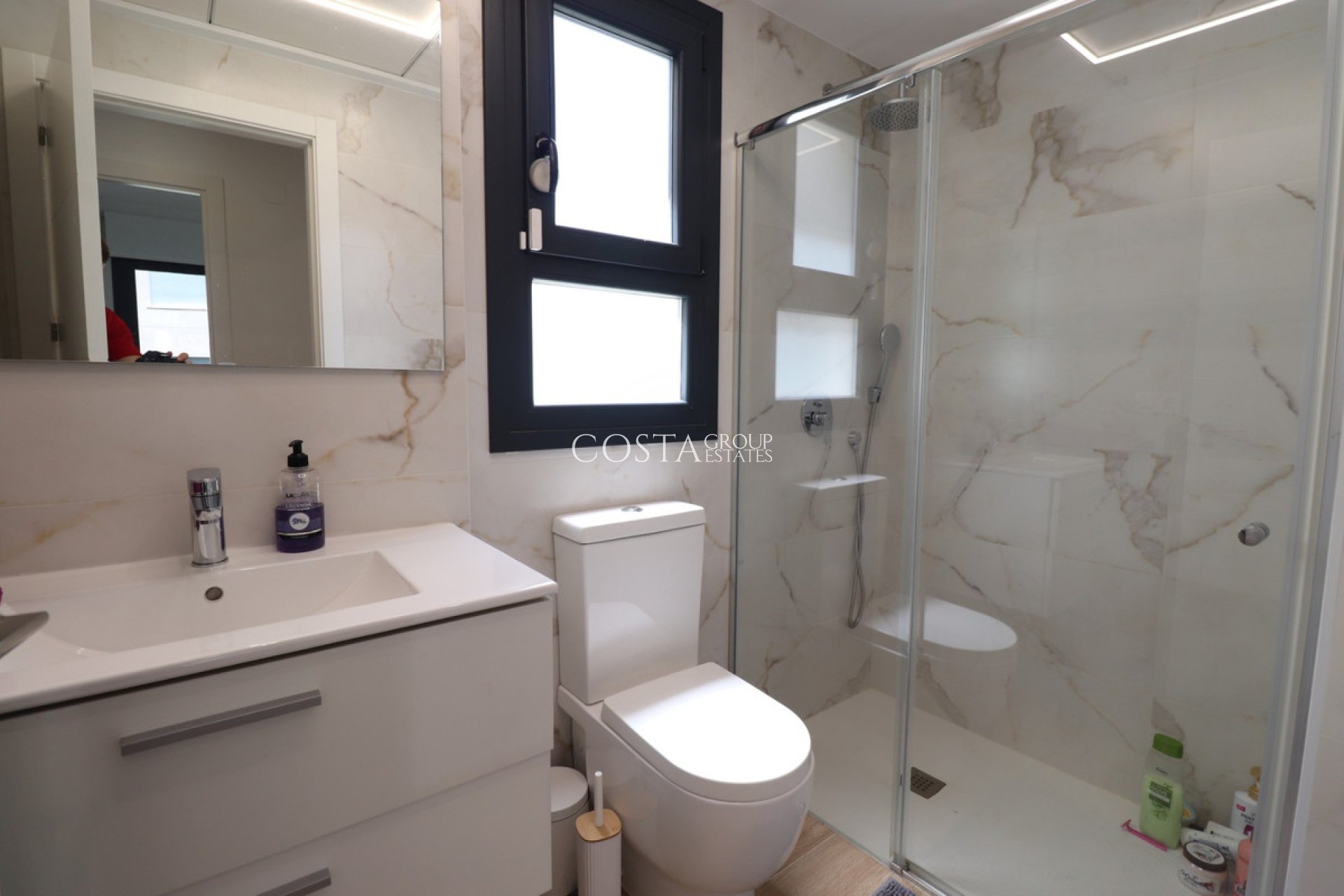 Wiederverkauf - Apartments -
Orihuela - Villamartin