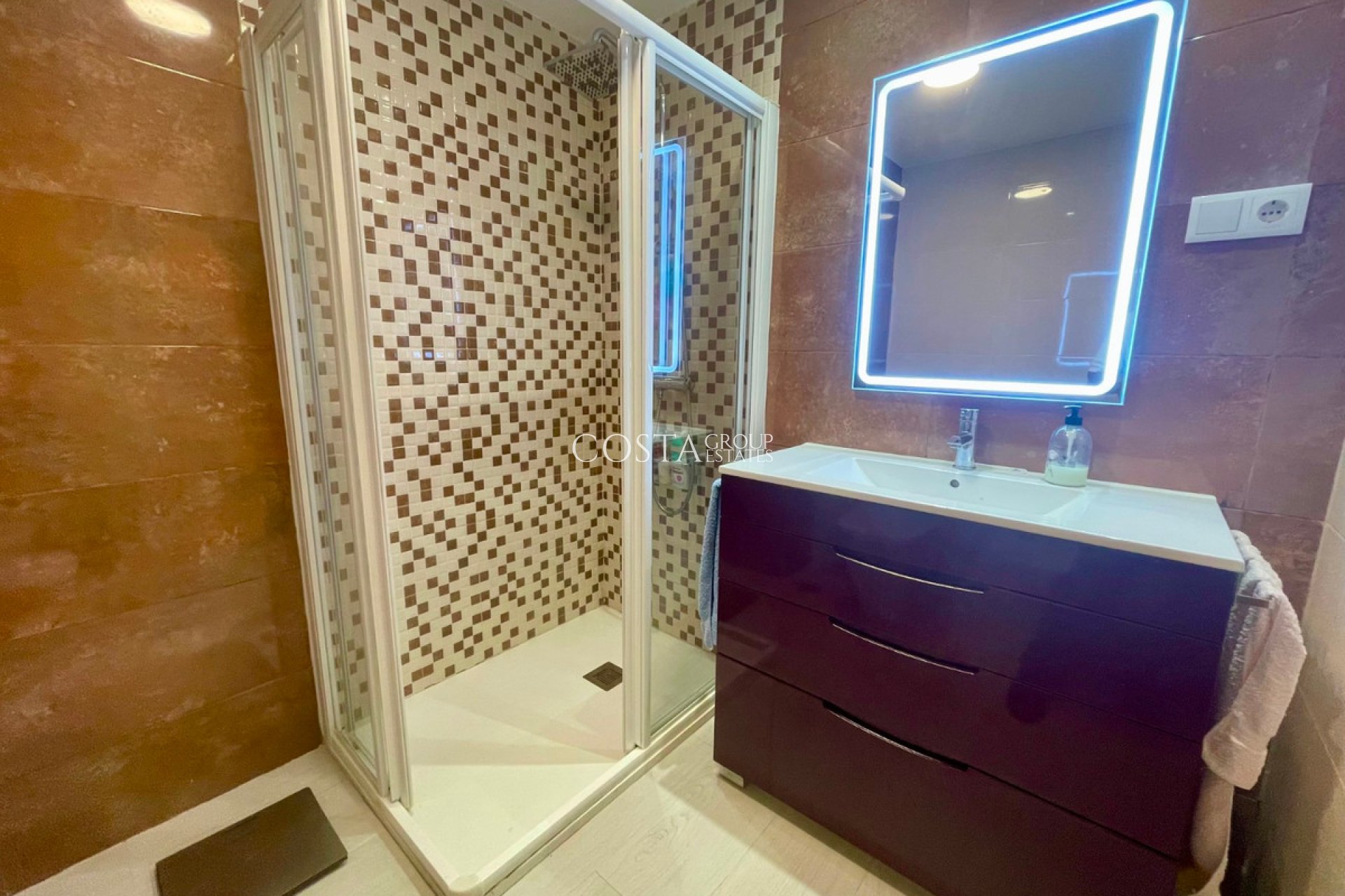 Wiederverkauf - Apartments -
Torrevieja - Playa del Cura