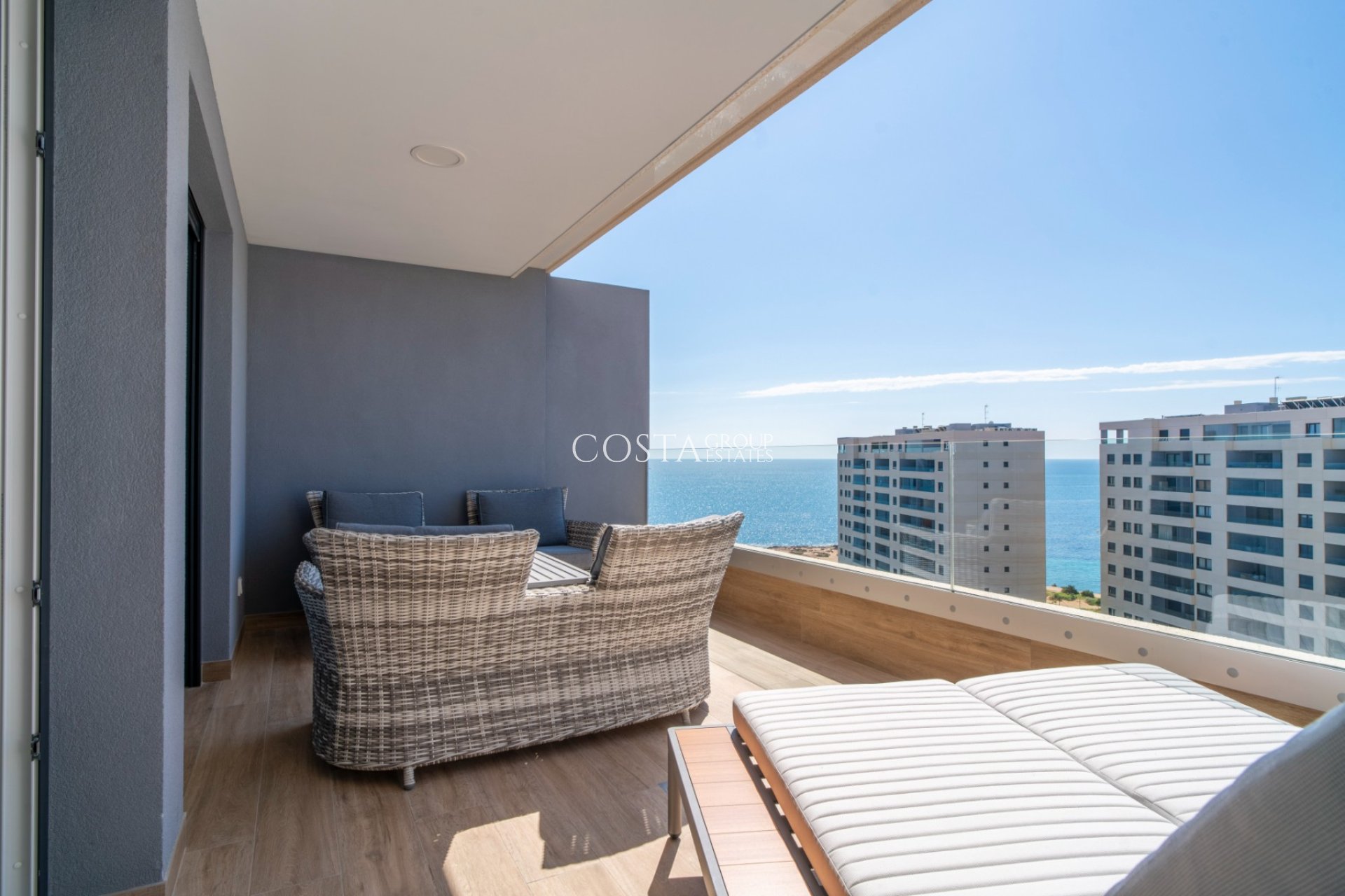 Wiederverkauf - Apartments -
Torrevieja - Punta Prima