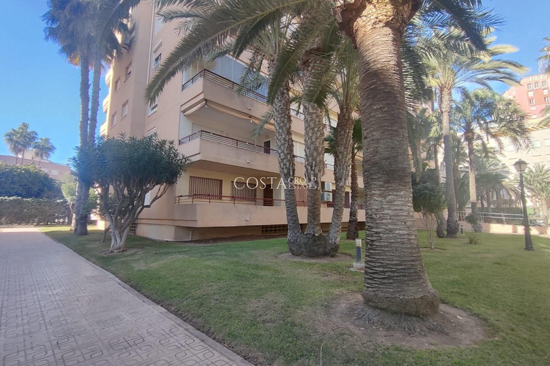 Wiederverkauf - Apartments -
Torrevieja - Torrevieja Centro