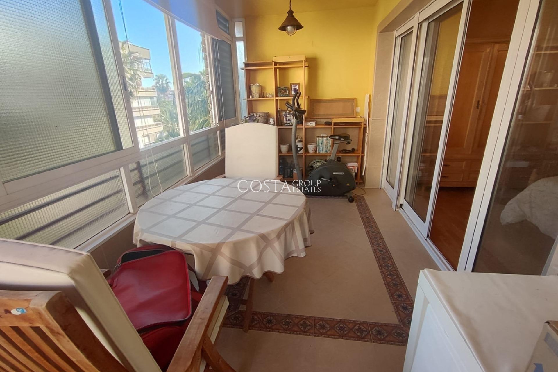 Wiederverkauf - Apartments -
Torrevieja - Torrevieja Centro