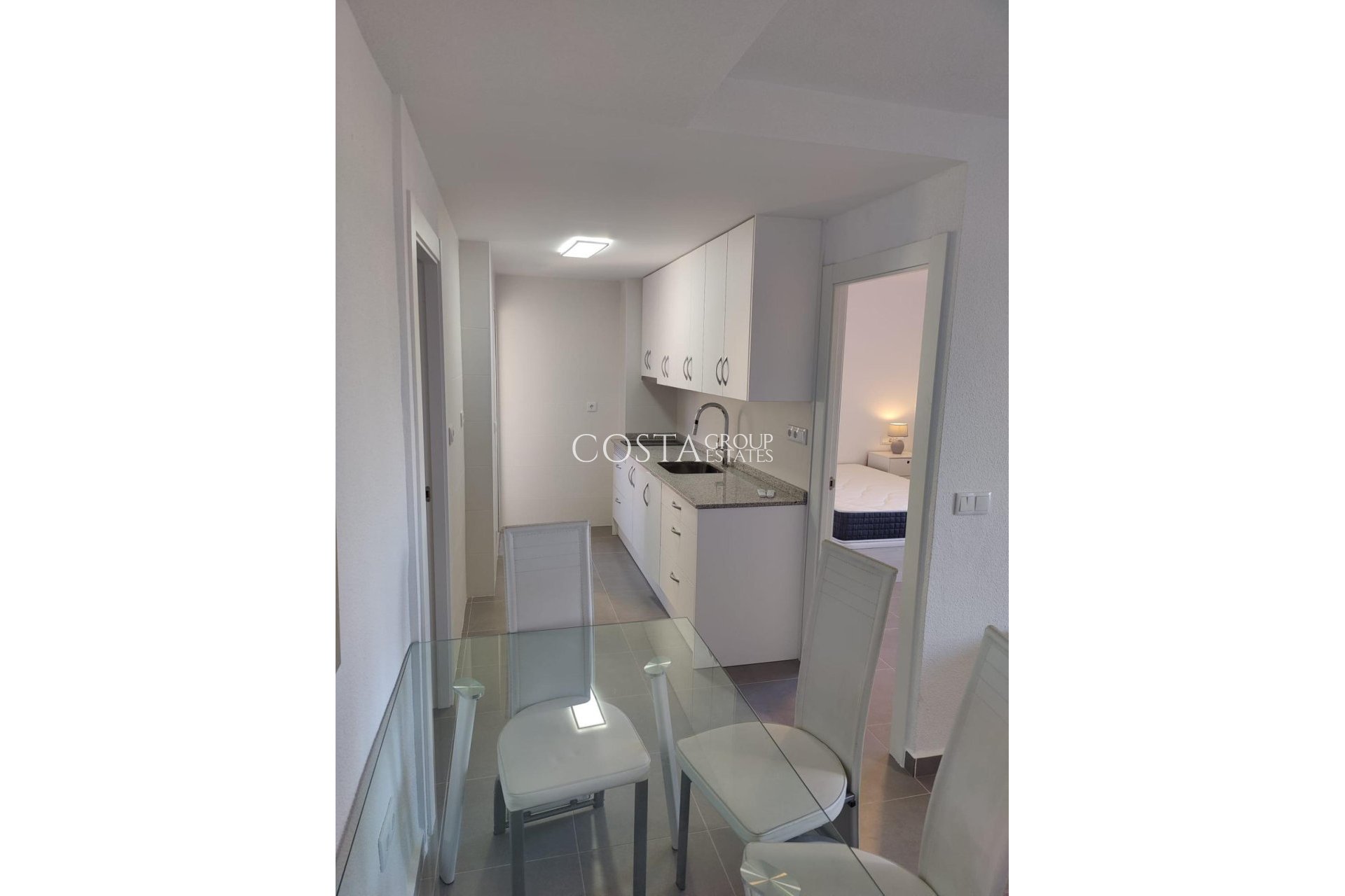 Wiederverkauf - Apartments -
Torrevieja - Torrevieja Centro