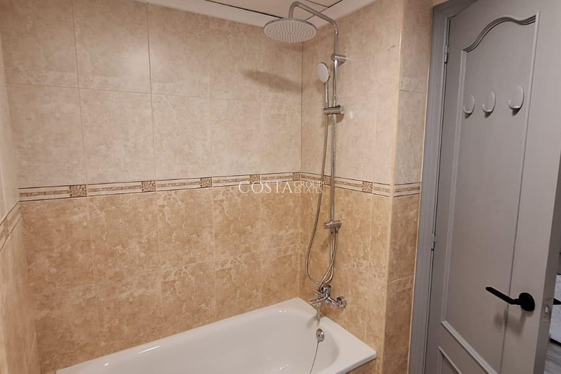 Wiederverkauf - Apartments -
Torrevieja - Torrevieja Centro