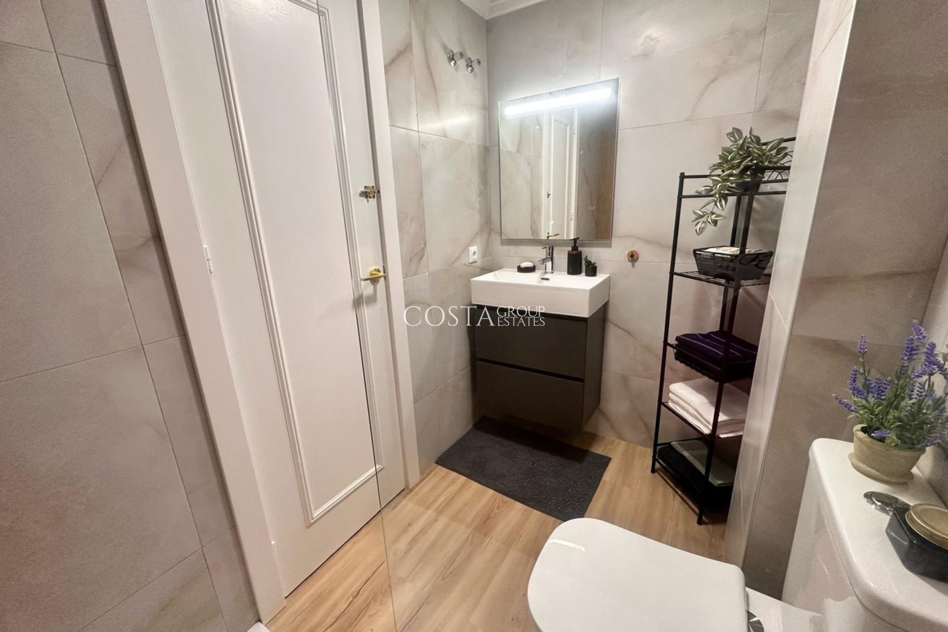 Wiederverkauf - Apartments -
Torrevieja - Torrevieja Centro