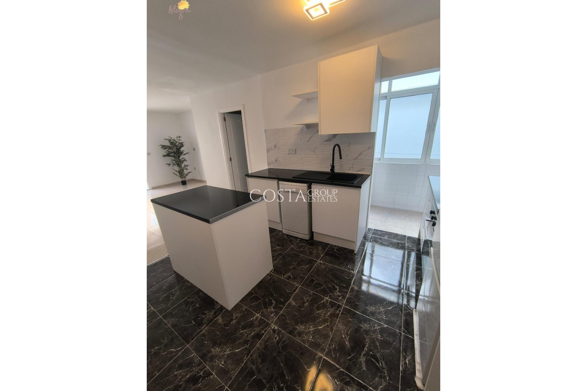 Wiederverkauf - Apartments -
Torrevieja - Torrevieja Centro