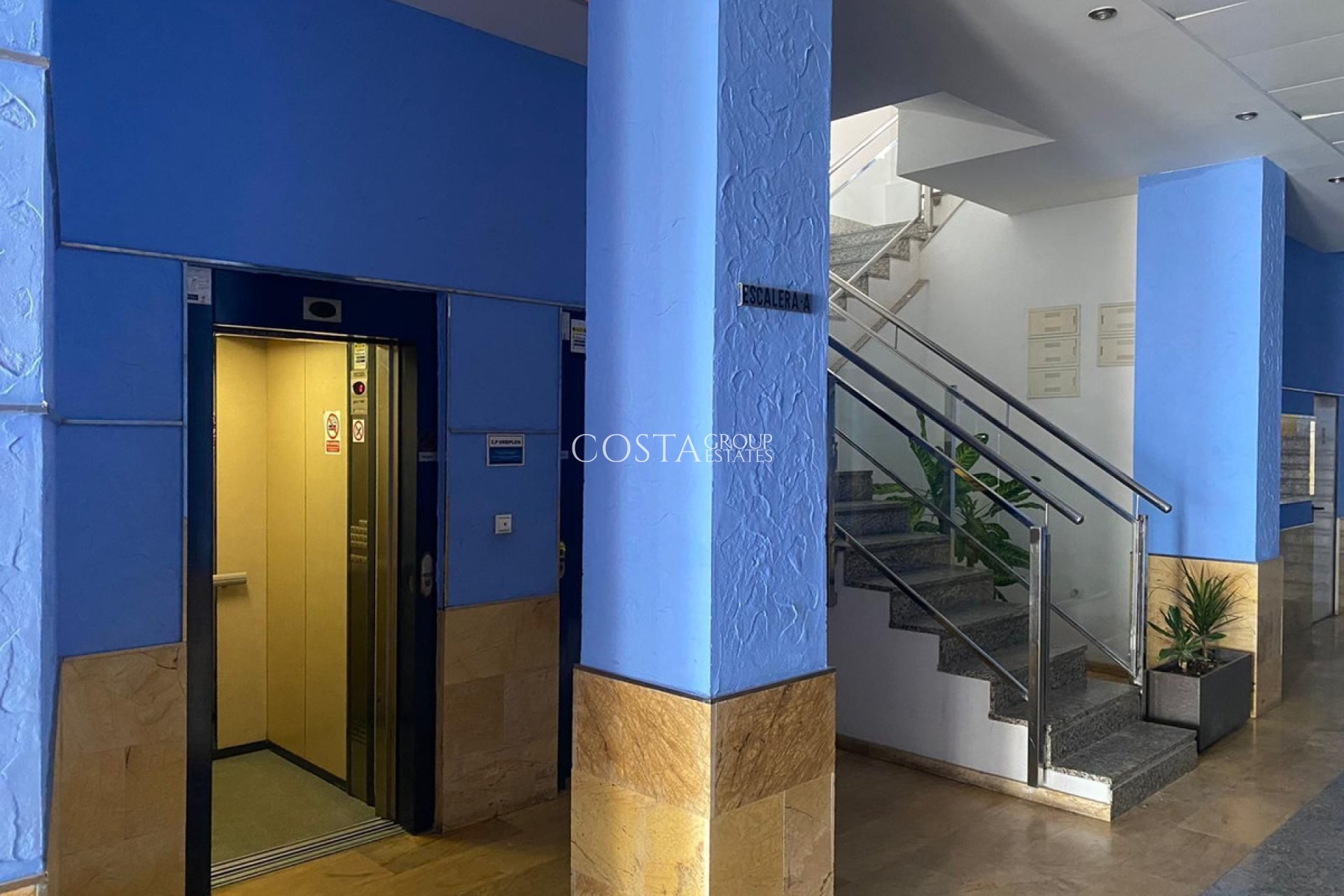 Wiederverkauf - Apartments -
Torrevieja - Torrevieja Centro