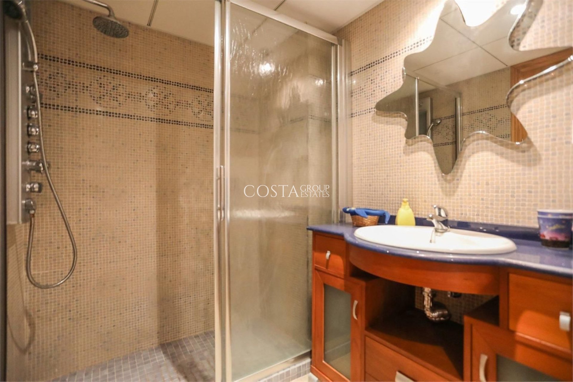 Wiederverkauf - Apartments -
Torrevieja - Torrevieja Centro