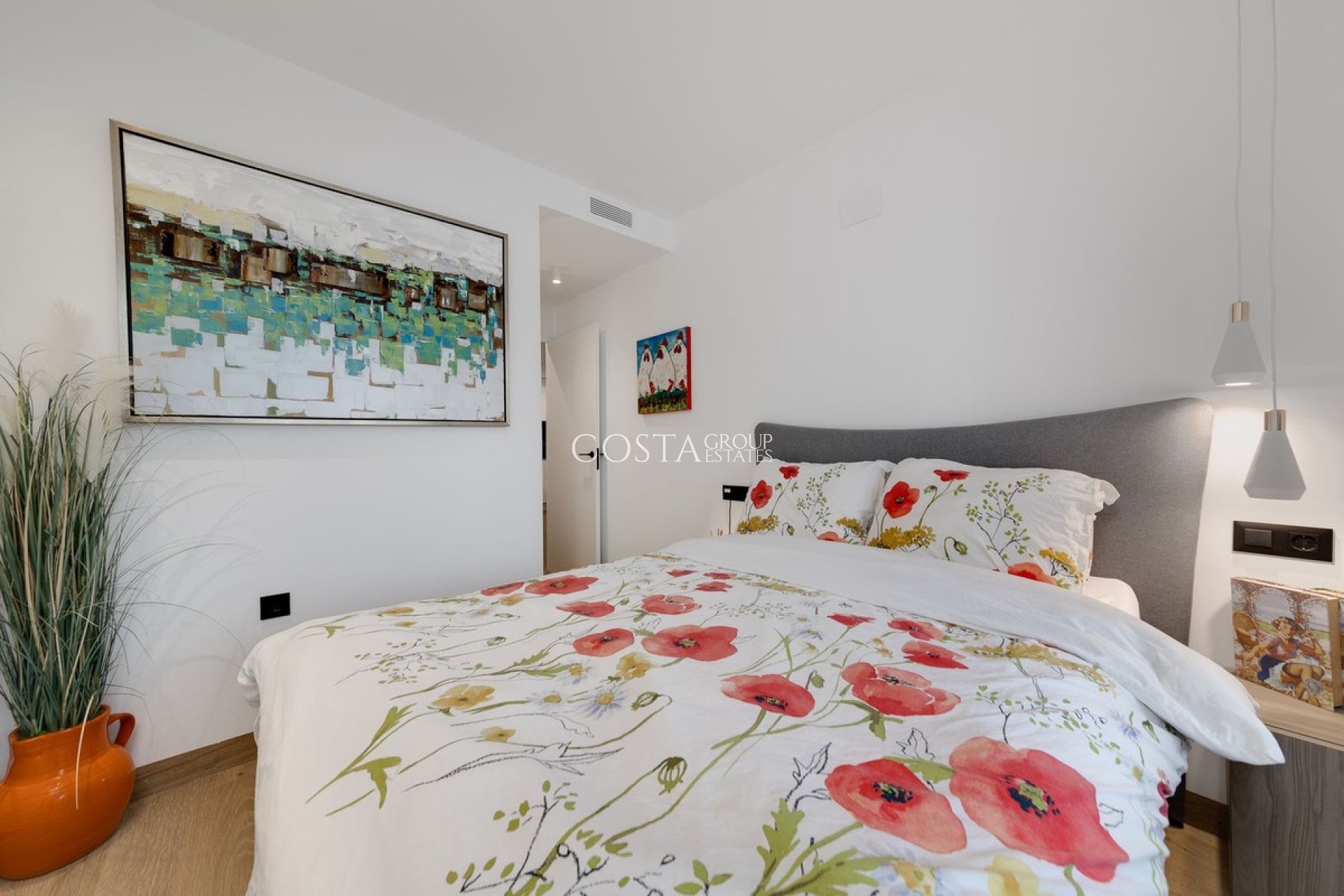 Wiederverkauf - Apartments -
Torrevieja - Torrevieja Centro