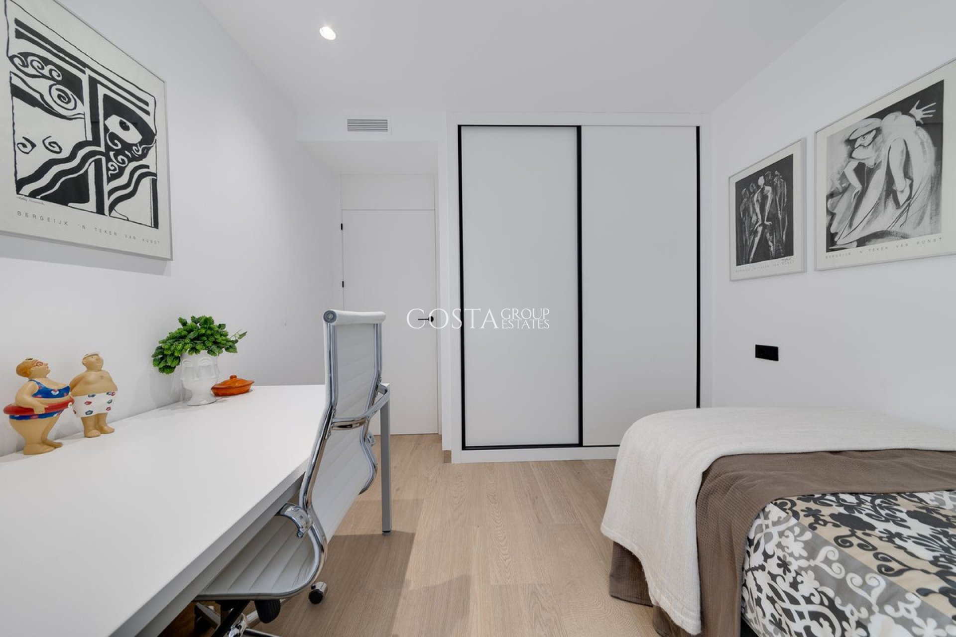 Wiederverkauf - Apartments -
Torrevieja - Torrevieja Centro