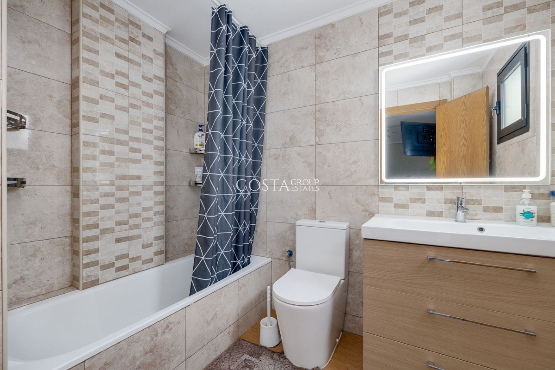 Wiederverkauf - Apartments -
Torrevieja - Torrevieja Centro