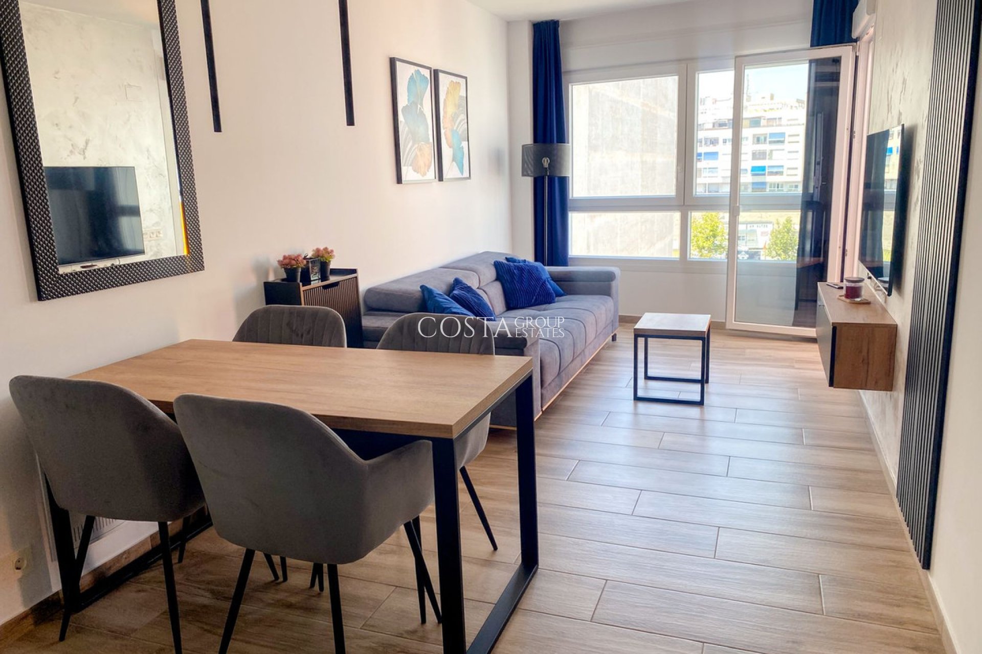 Wiederverkauf - Apartments -
Torrevieja - Torrevieja Centro