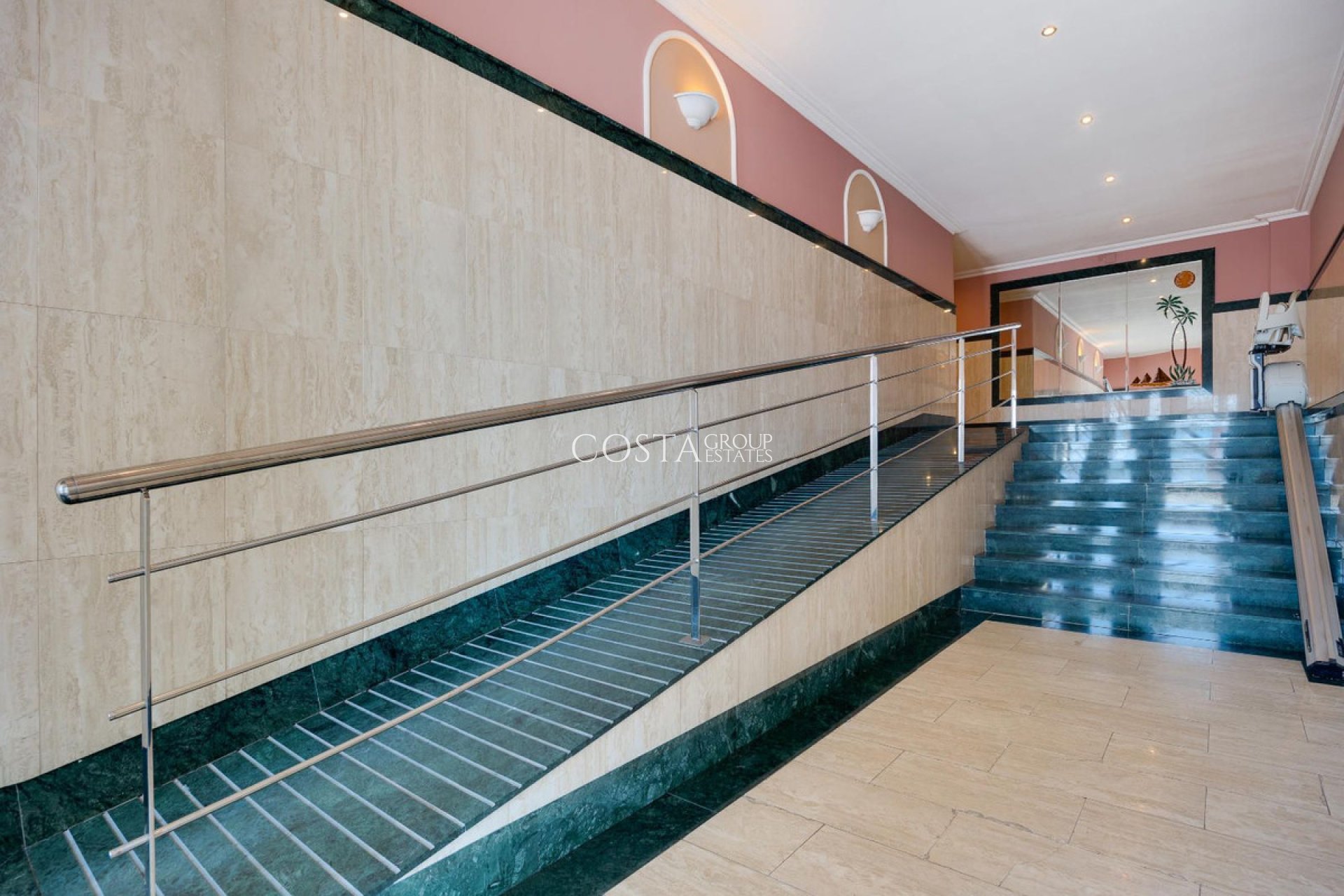 Wiederverkauf - Apartments -
Torrevieja - Torrevieja Centro