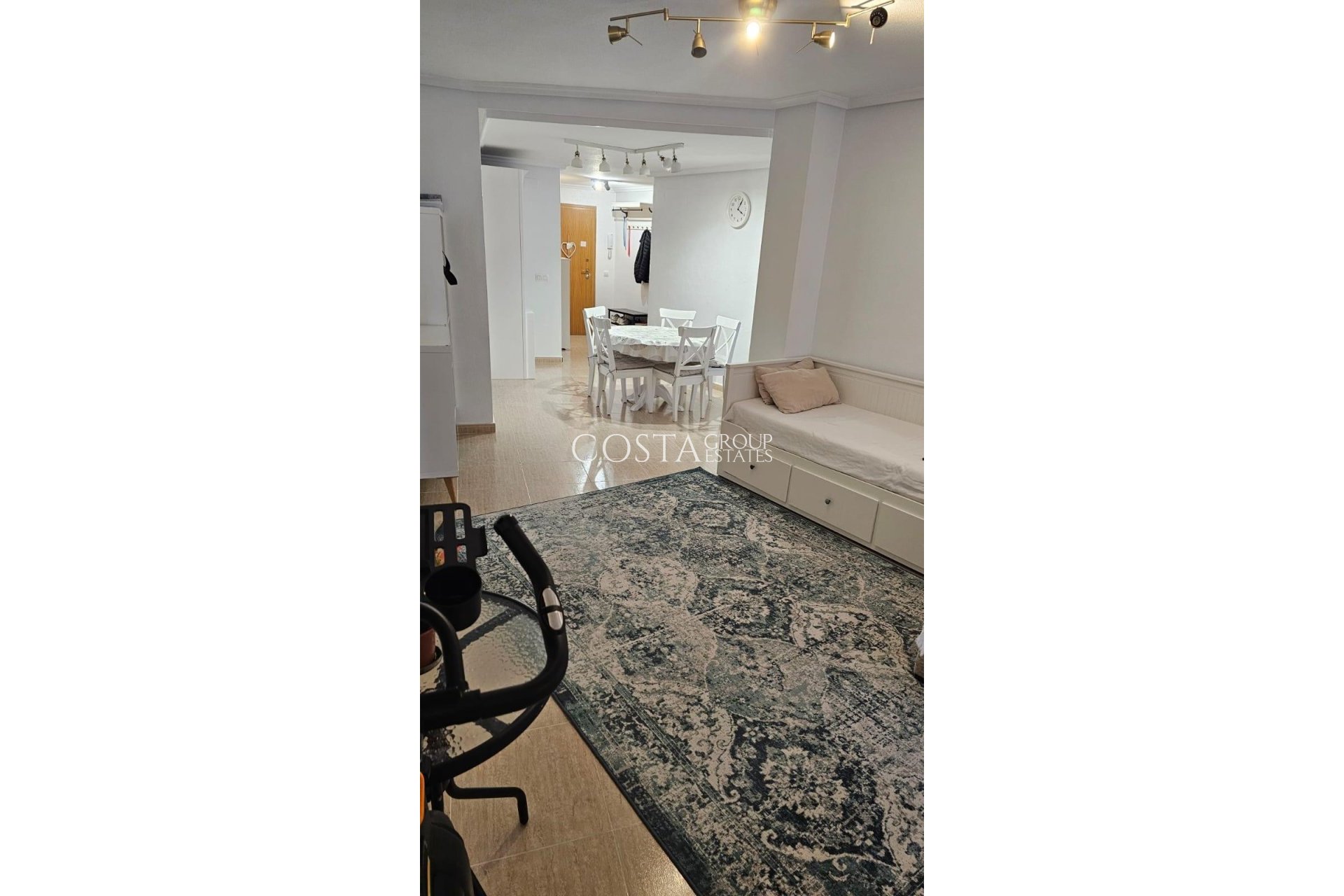 Wiederverkauf - Apartments -
Torrevieja - Torrevieja Centro