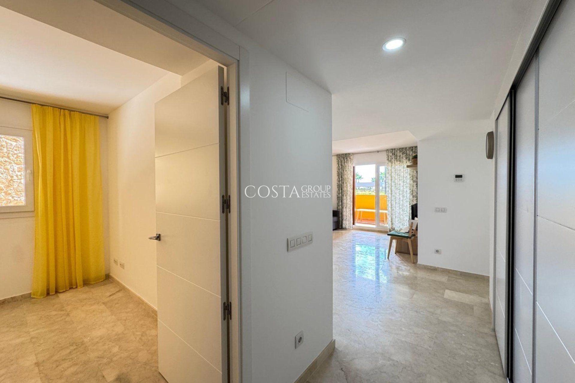 Wiederverkauf - Apartments -
Torrevieja - Torrevieja Centro