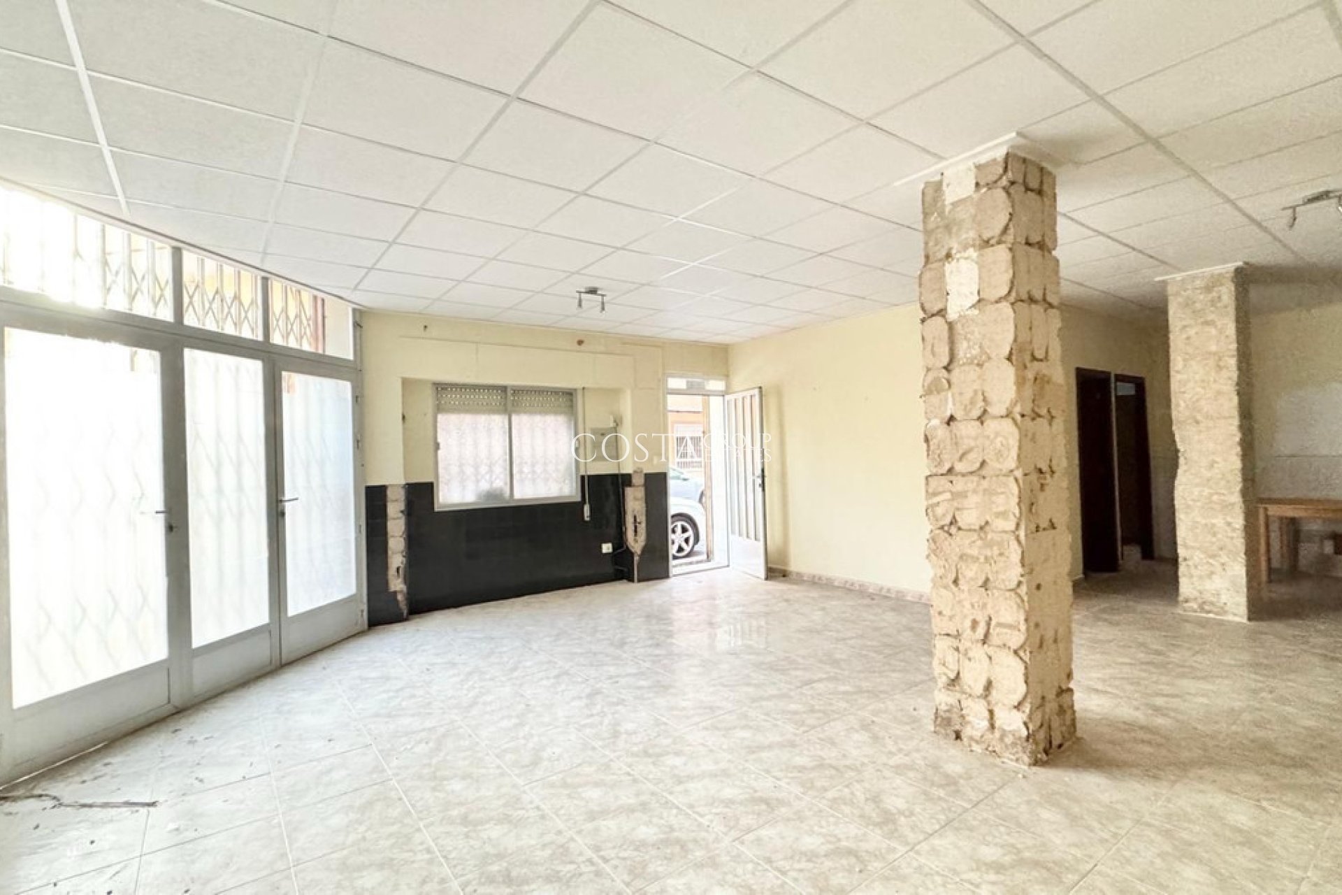 Wiederverkauf - Apartments -
Torrevieja - Torrevieja Centro