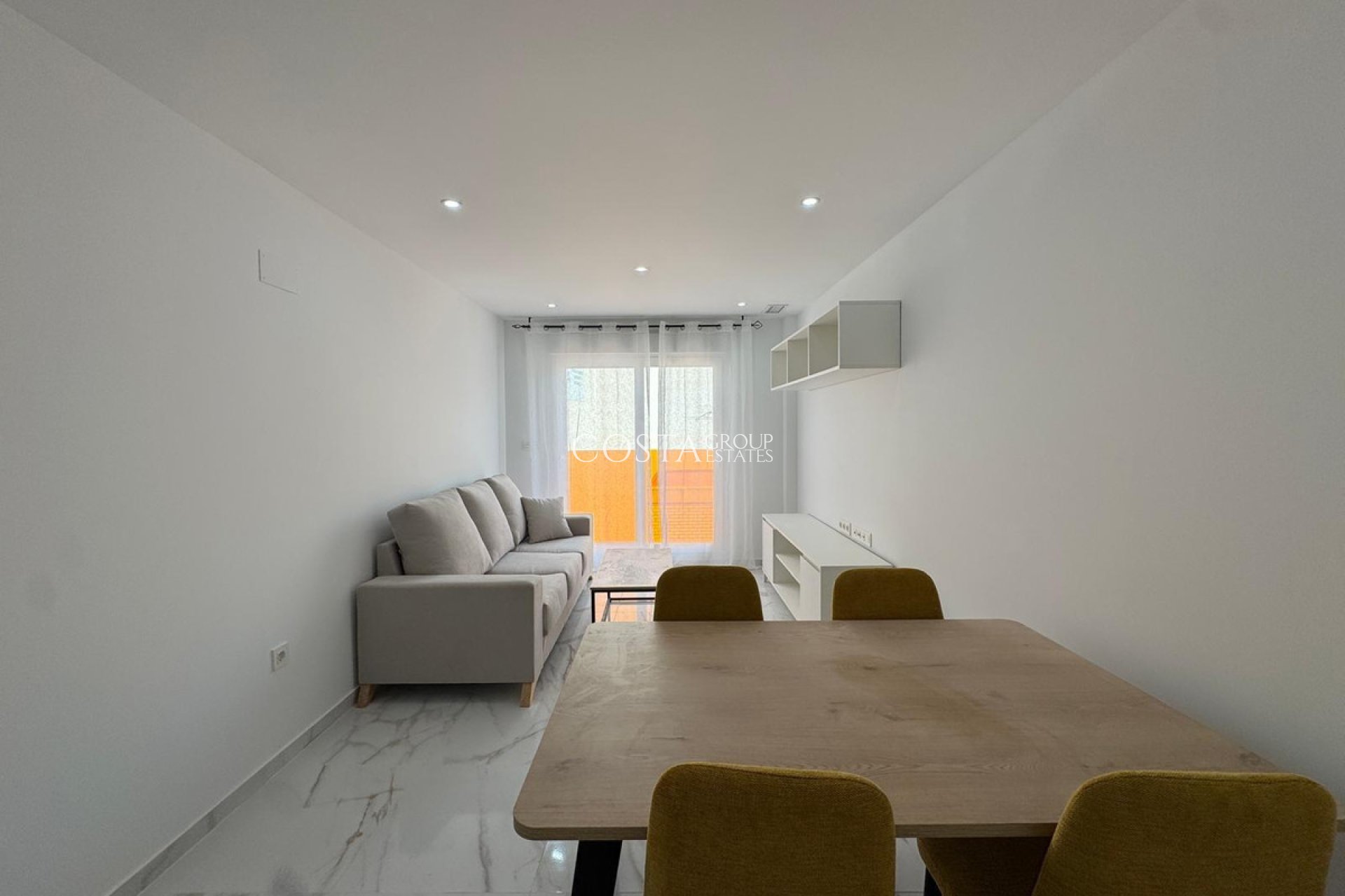 Wiederverkauf - Apartments -
Torrevieja - Torrevieja Centro