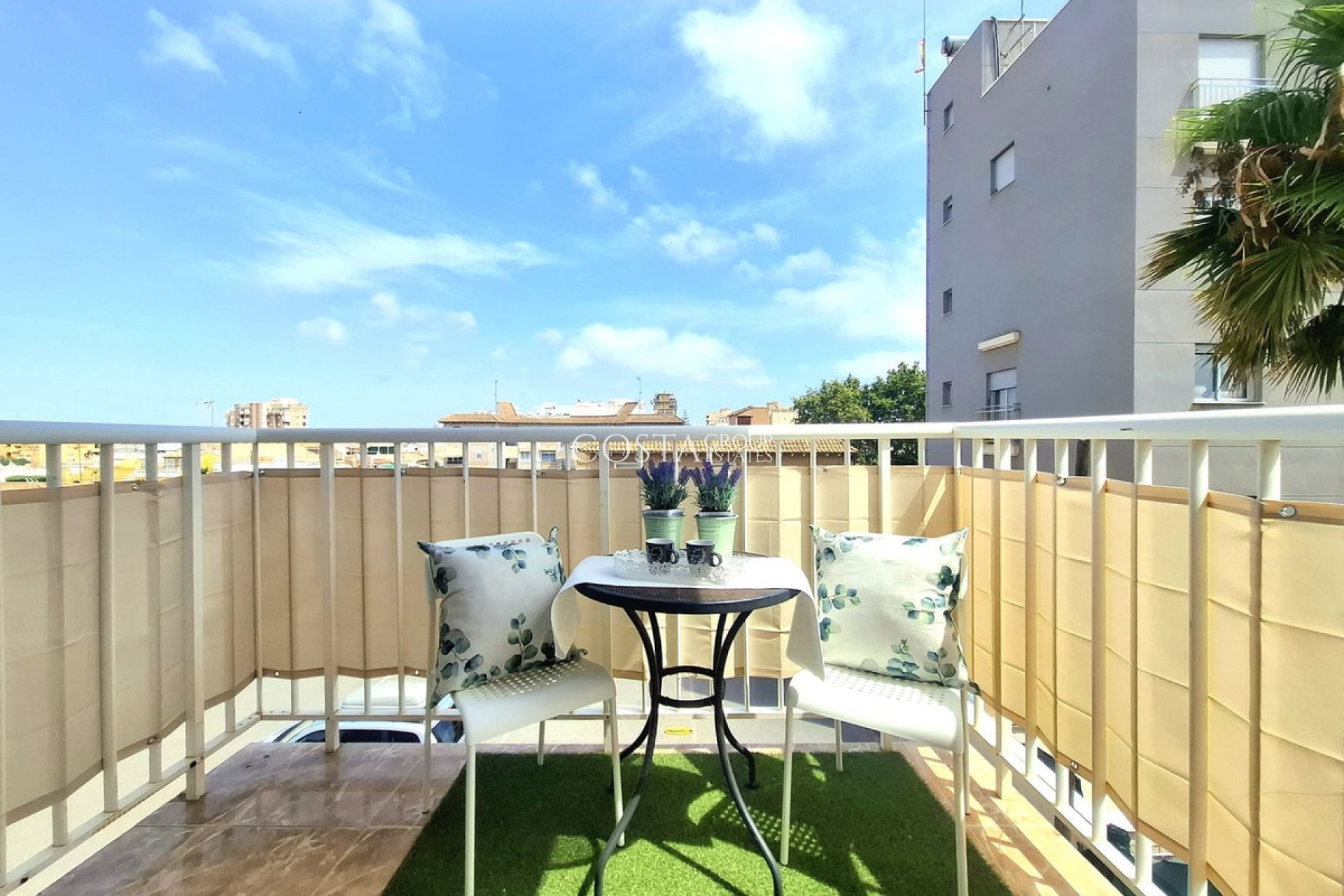Wiederverkauf - Apartments -
Torrevieja - Torrevieja Centro