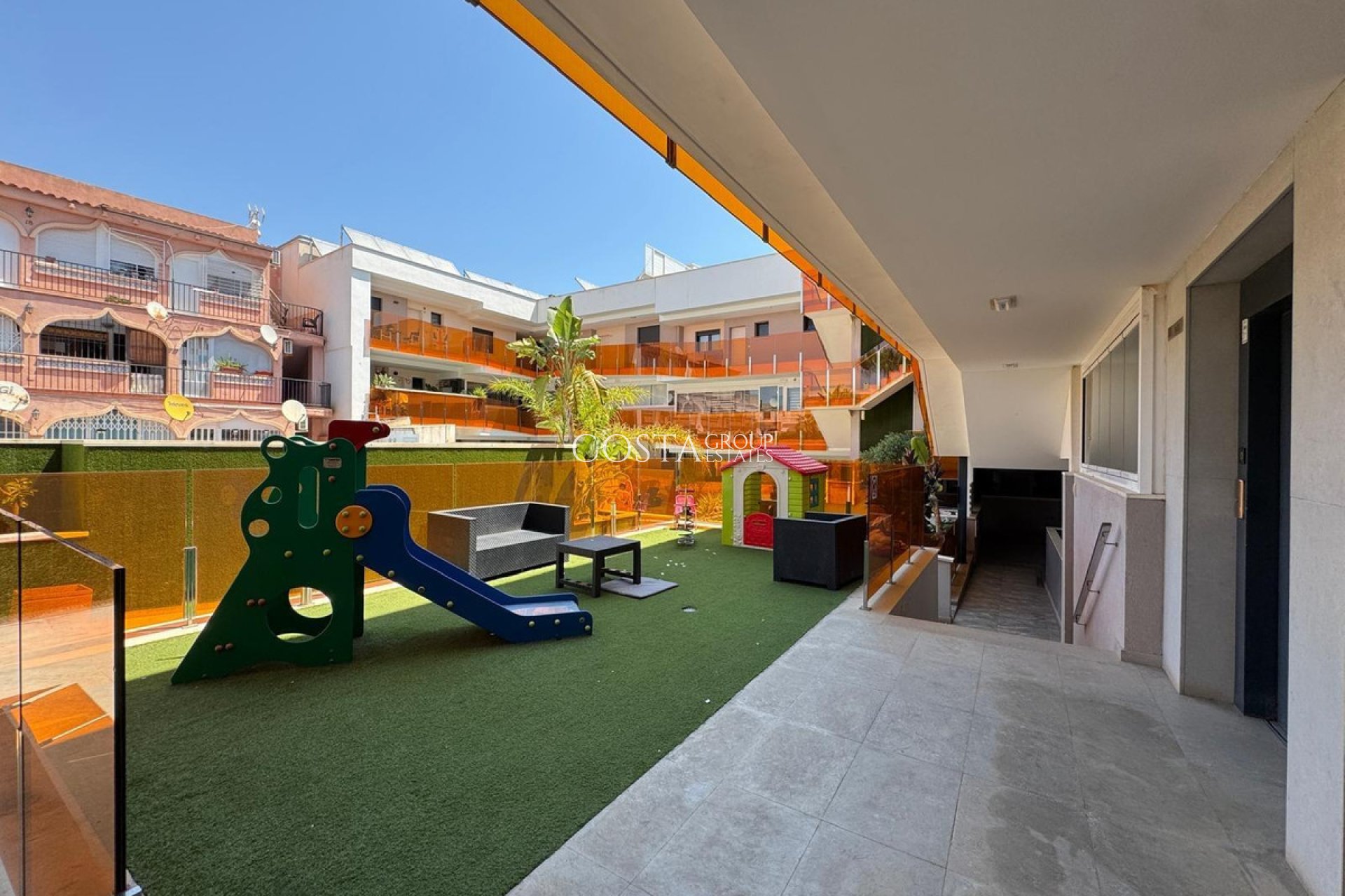 Wiederverkauf - Apartments -
Torrevieja - Torrevieja Centro