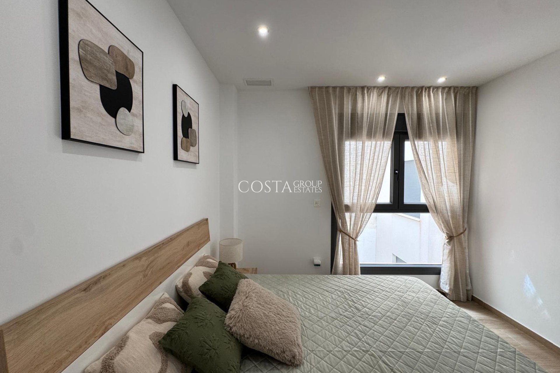 Wiederverkauf - Apartments -
Torrevieja - Torrevieja Centro