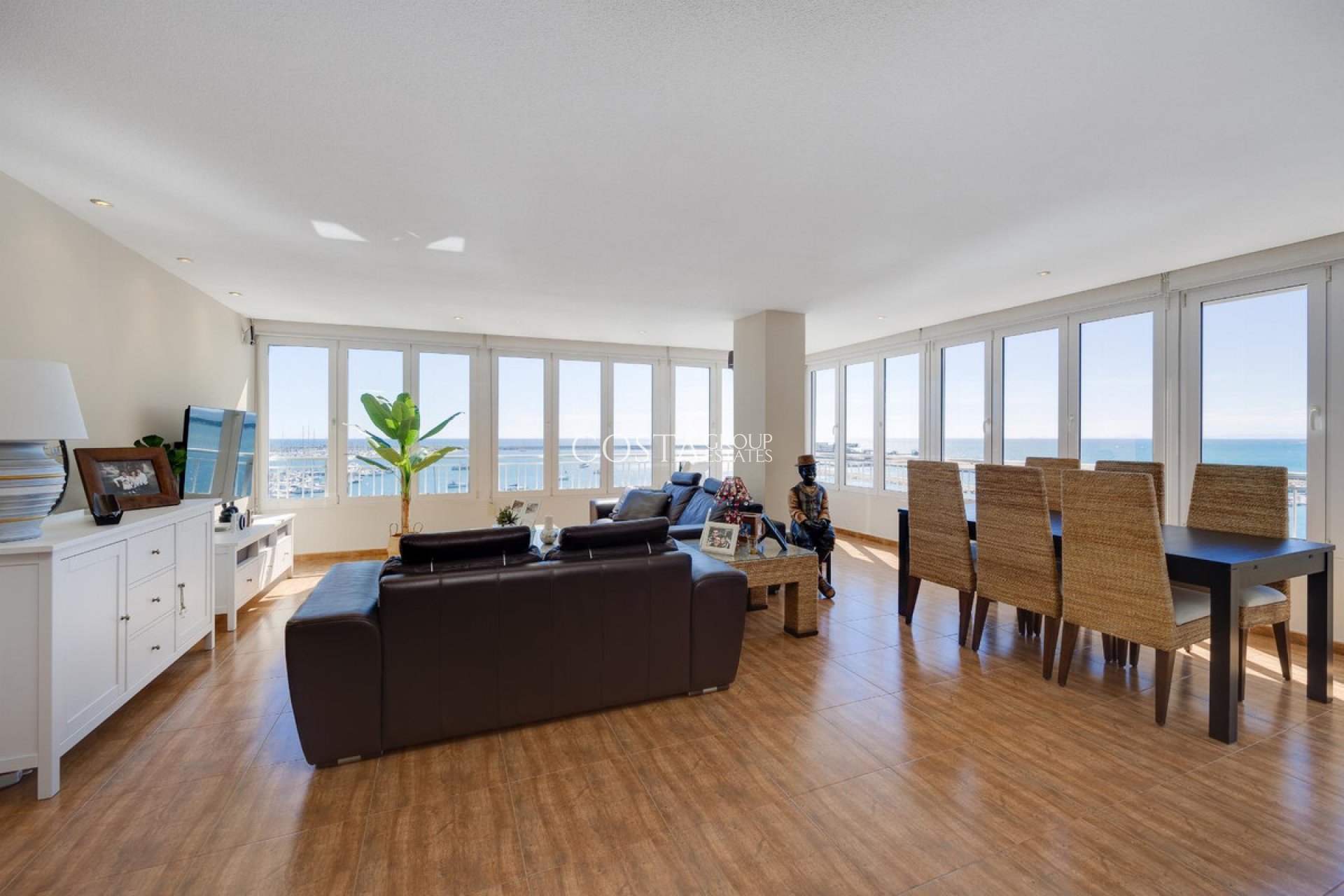 Wiederverkauf - Apartments -
Torrevieja - Torrevieja Centro