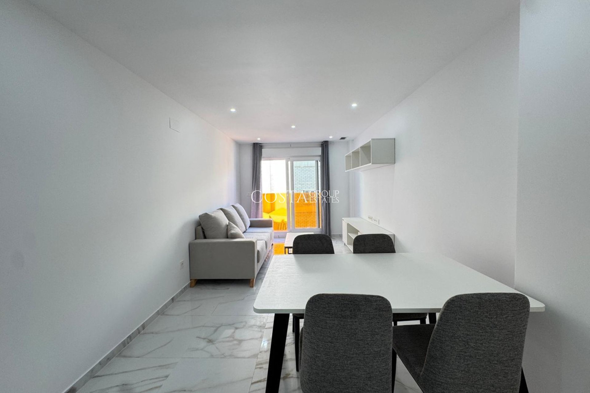 Wiederverkauf - Apartments -
Torrevieja - Torrevieja Centro