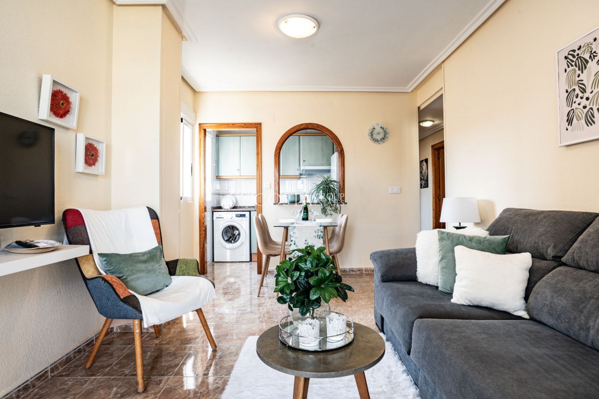 Wiederverkauf - Apartments -
Torrevieja - Torrevieja Centro