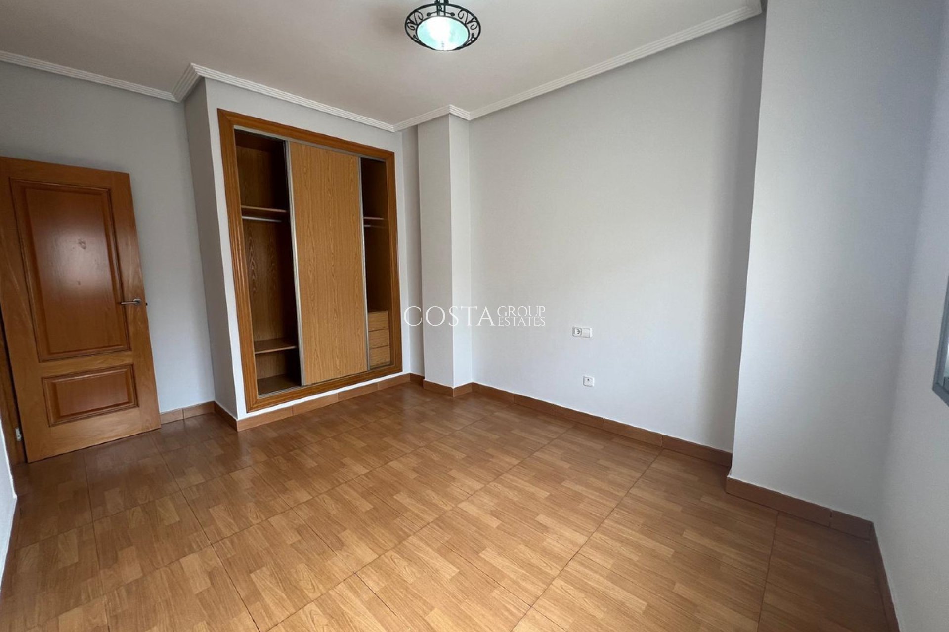 Wiederverkauf - Apartments -
Torrevieja - Torrevieja Centro