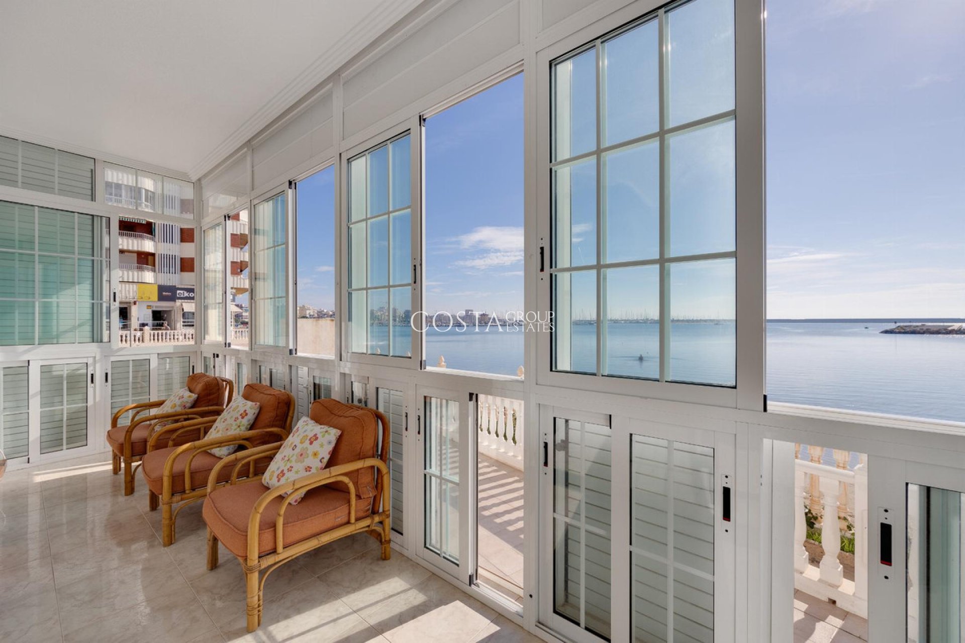 Wiederverkauf - Apartments -
Torrevieja - Torrevieja Centro