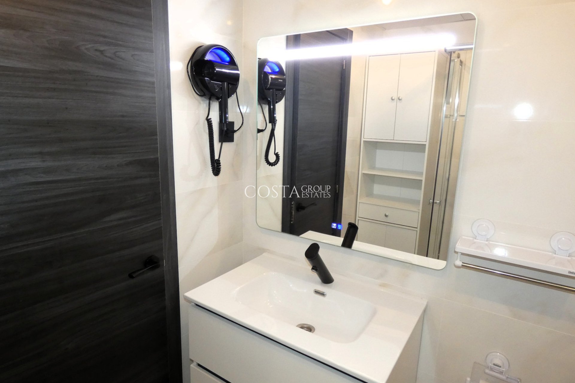 Wiederverkauf - Apartments -
Torrevieja - Torrevieja Centro