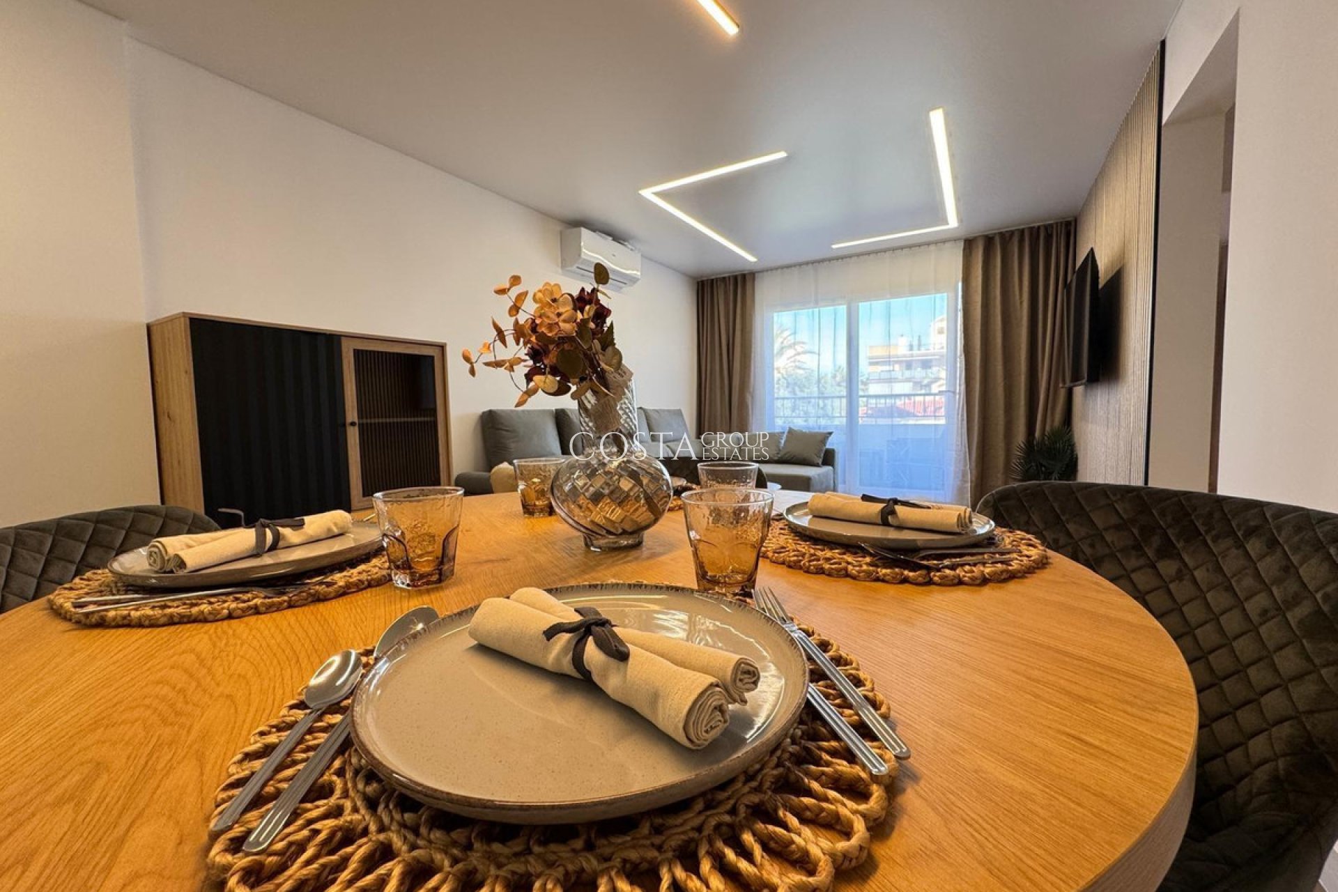 Wiederverkauf - Apartments -
Torrevieja - Torrevieja Centro