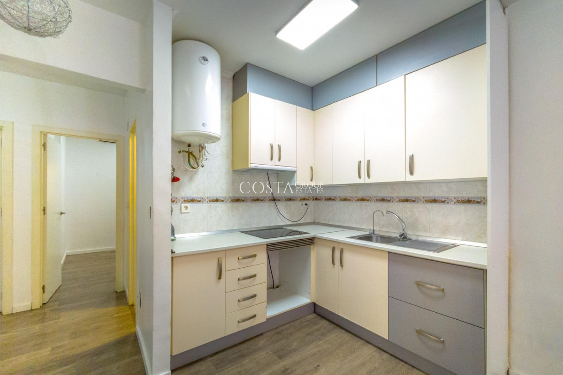 Wiederverkauf - Apartments -
Torrevieja - Torrevieja Centro