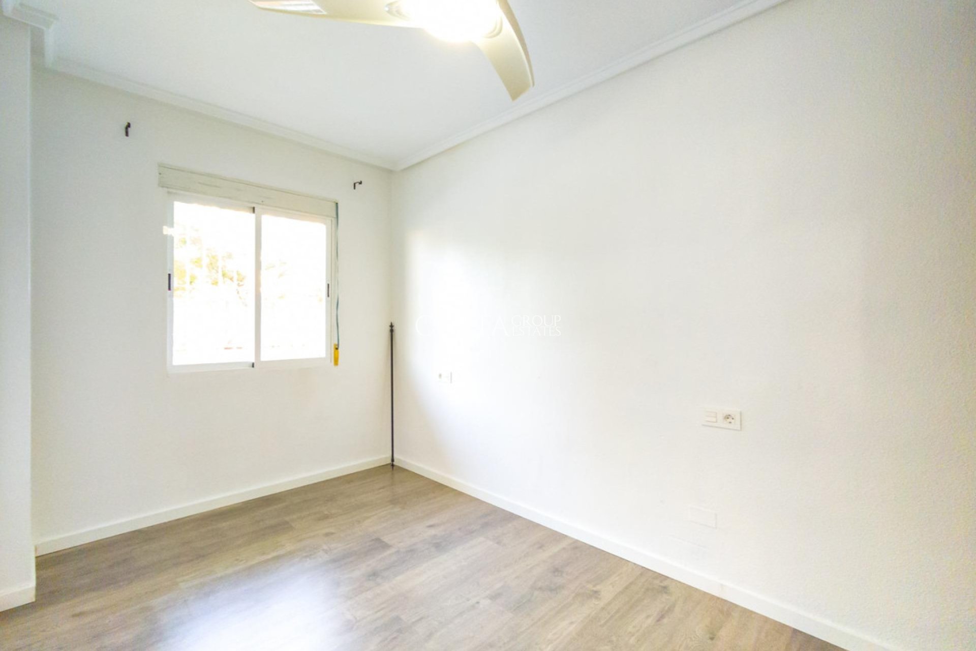 Wiederverkauf - Apartments -
Torrevieja - Torrevieja Centro