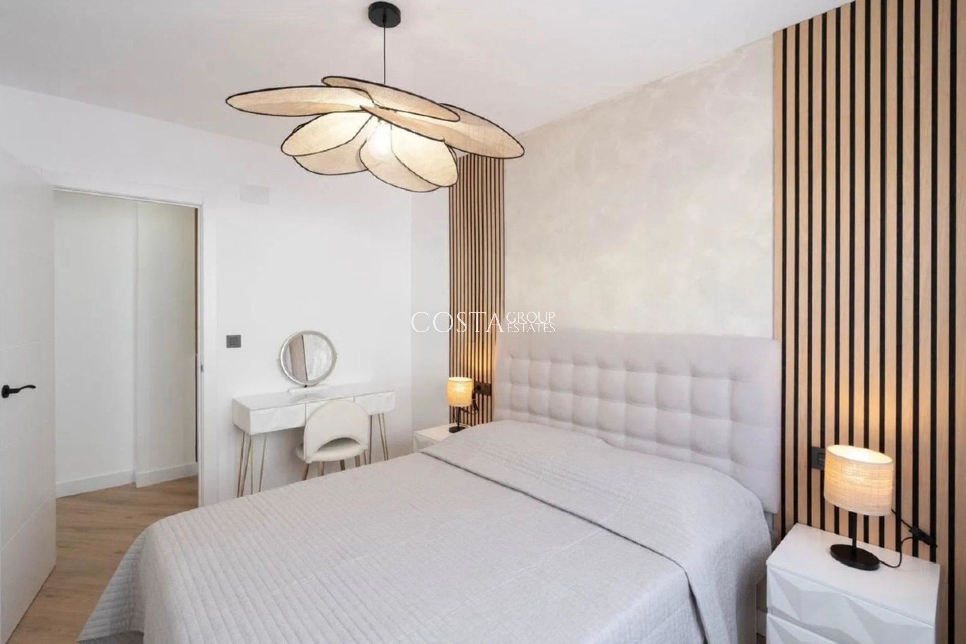 Wiederverkauf - Apartments -
Torrevieja - Torrevieja Centro