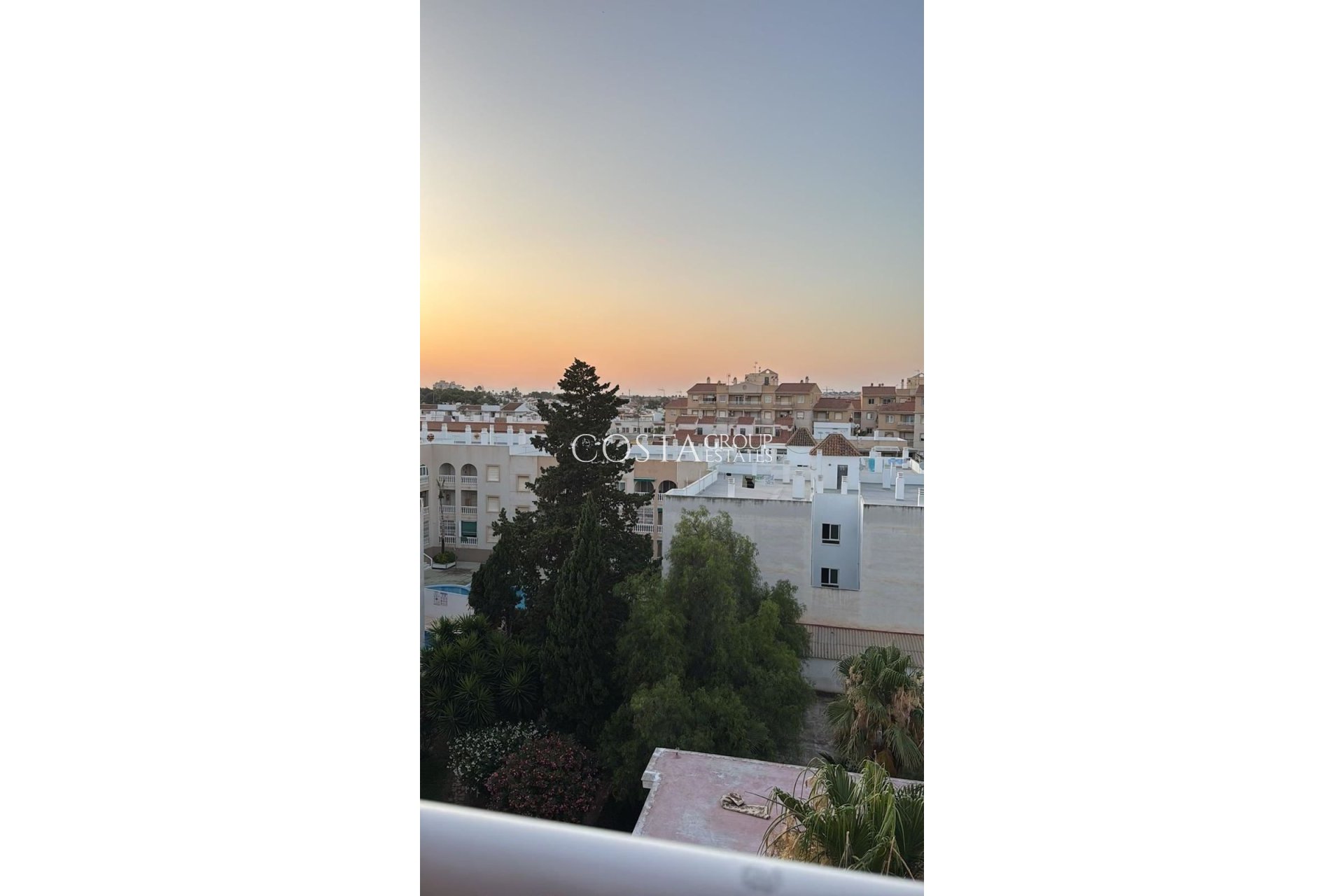 Wiederverkauf - Apartments -
Torrevieja - Torrevieja Centro