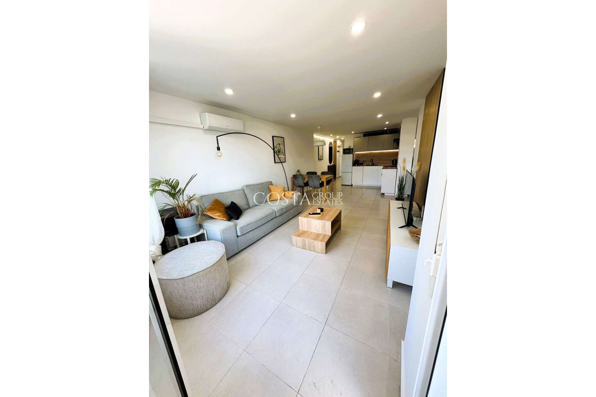 Wiederverkauf - Apartments -
Torrevieja - Torrevieja Centro